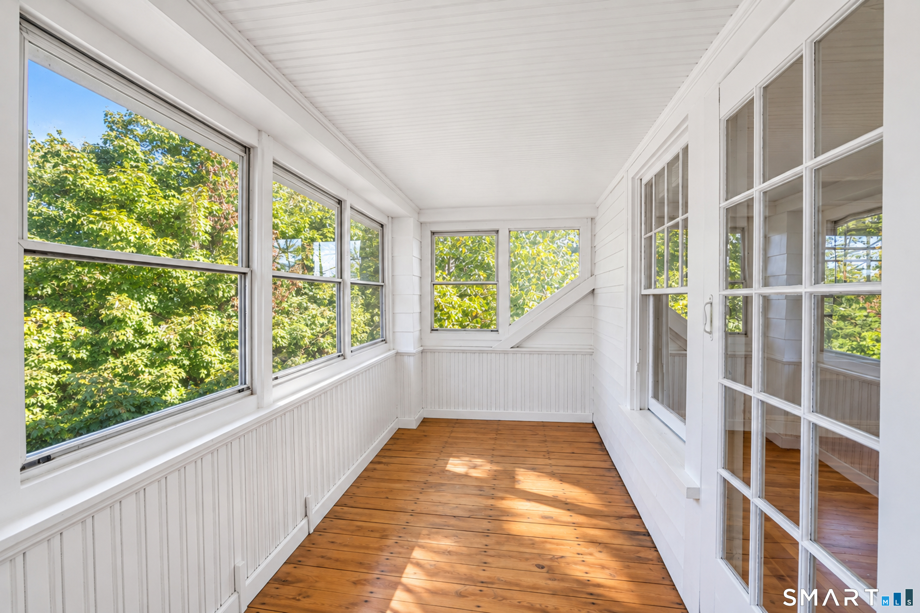 352 McKinley Avenue photo 23
