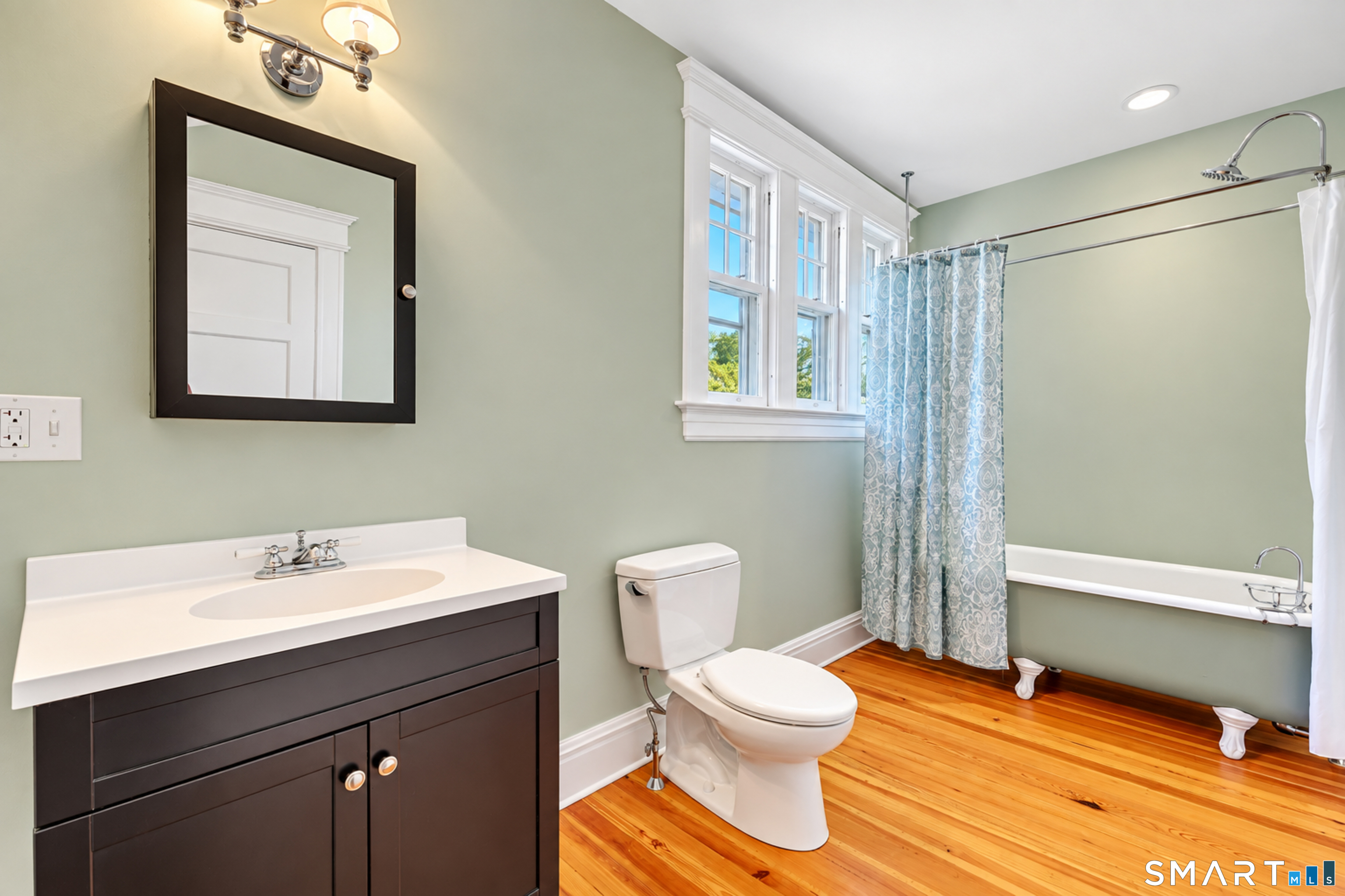 352 McKinley Avenue photo 26