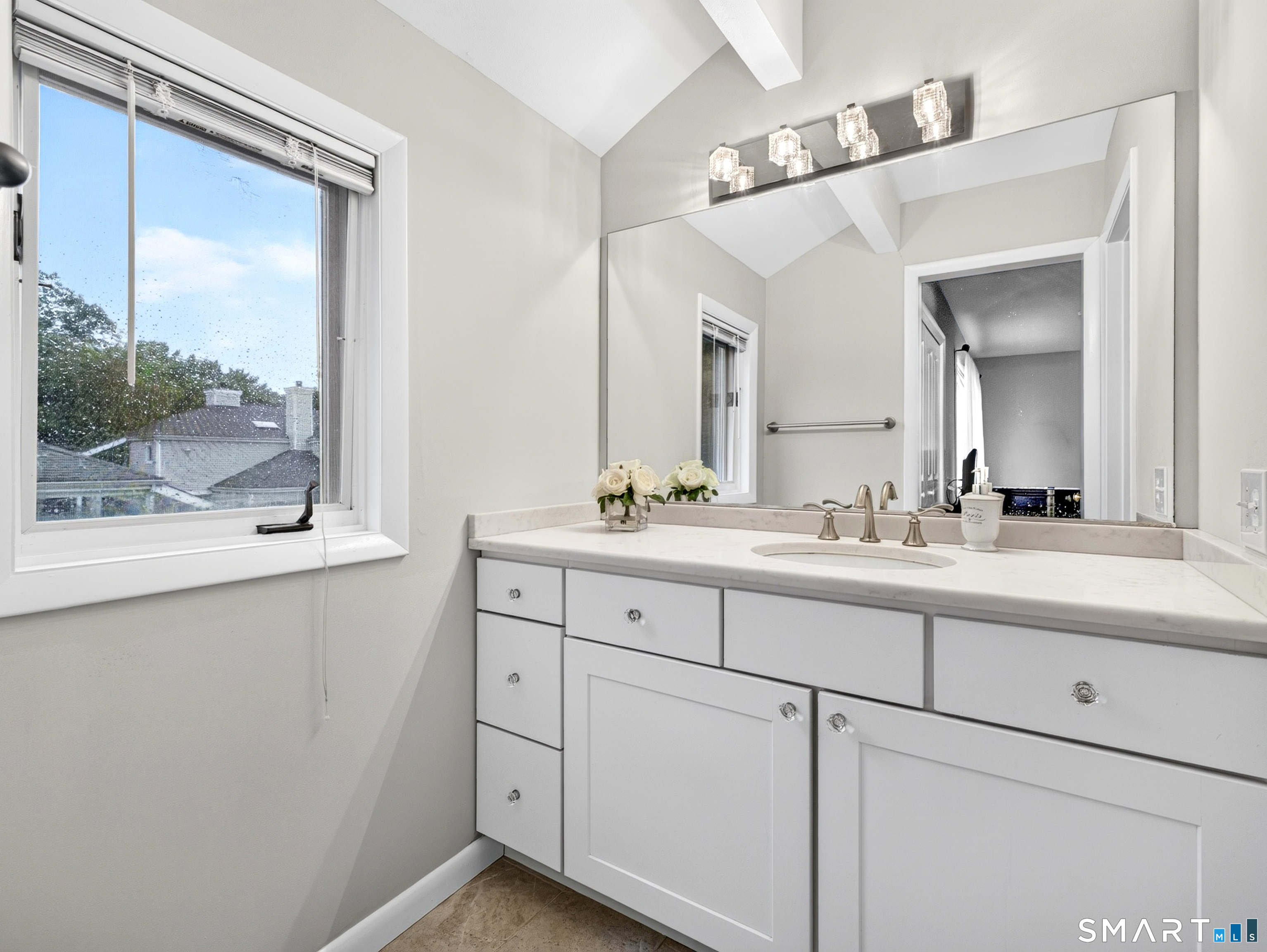 246 Greens Farm Road, #246, Branford, CT 06405