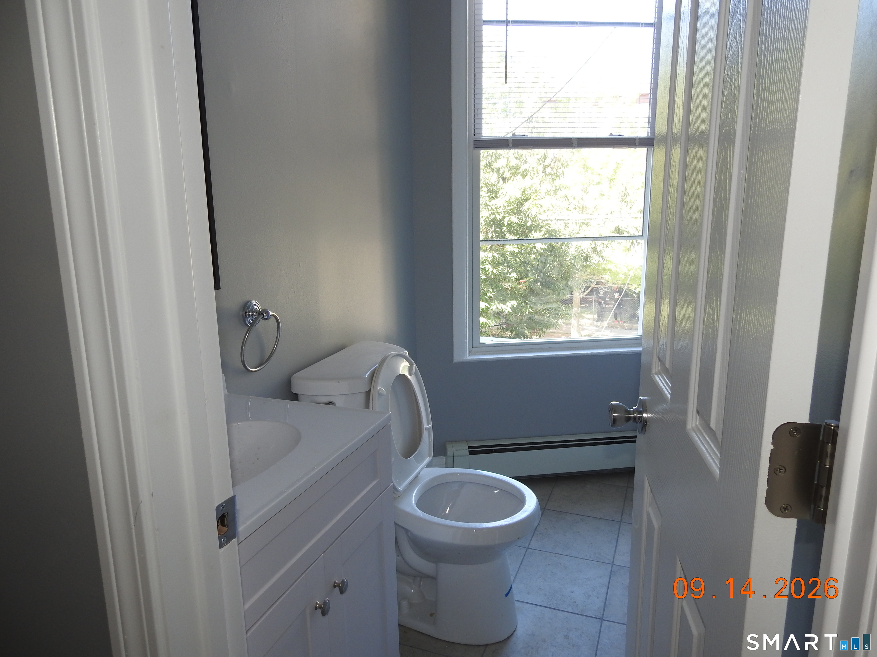1565 Chapel Street photo 8