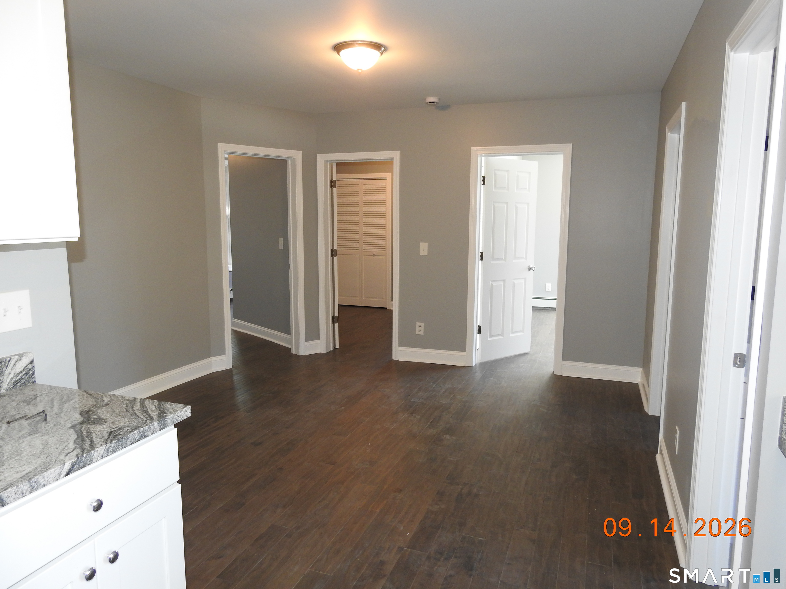 1565 Chapel Street photo 11