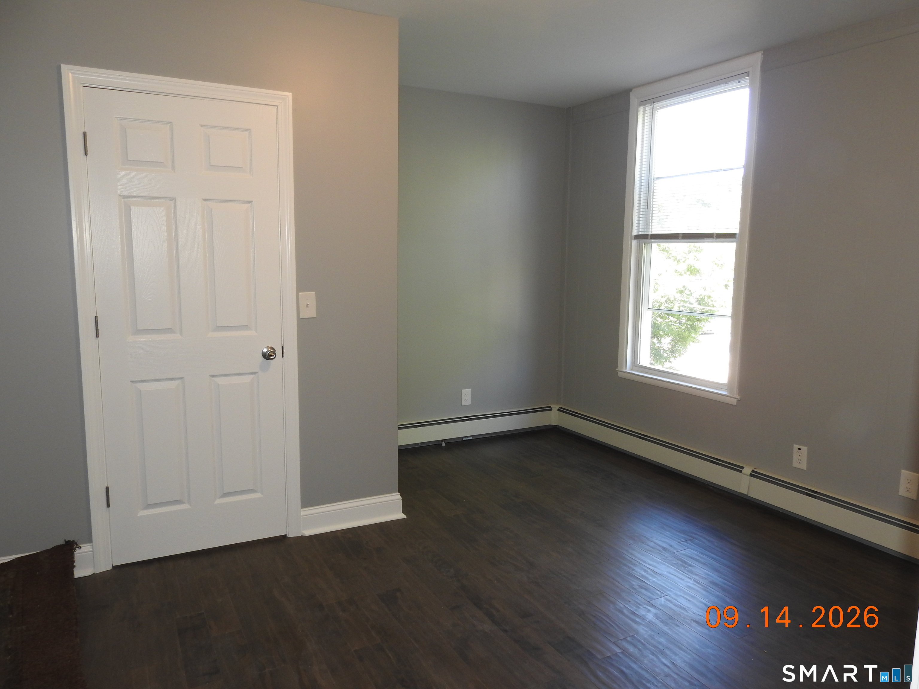 1565 Chapel Street photo 13