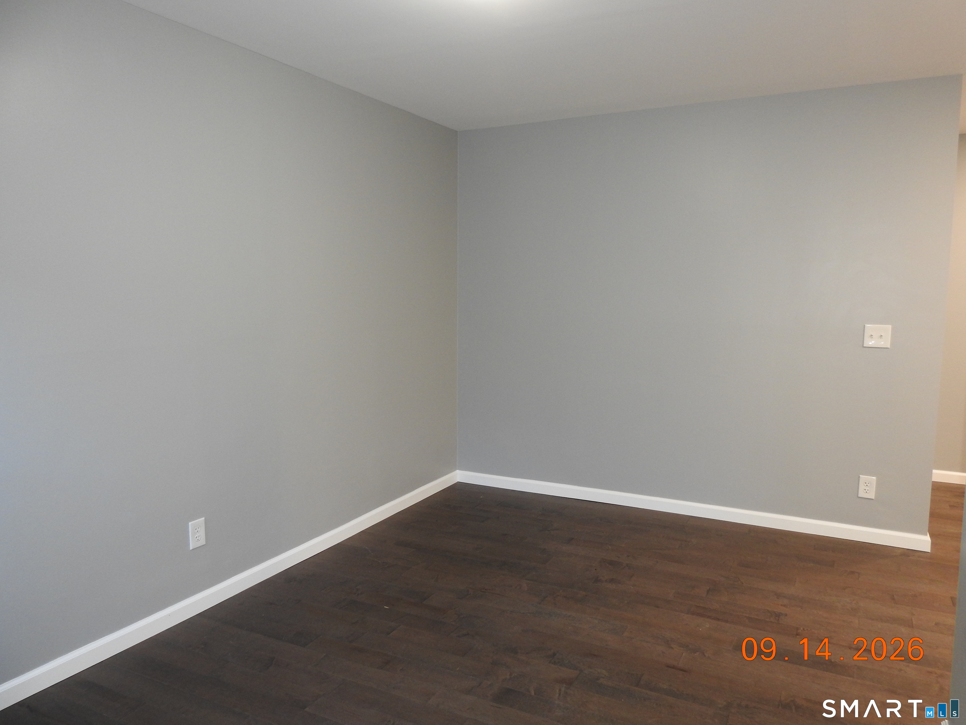 1565 Chapel Street photo 19