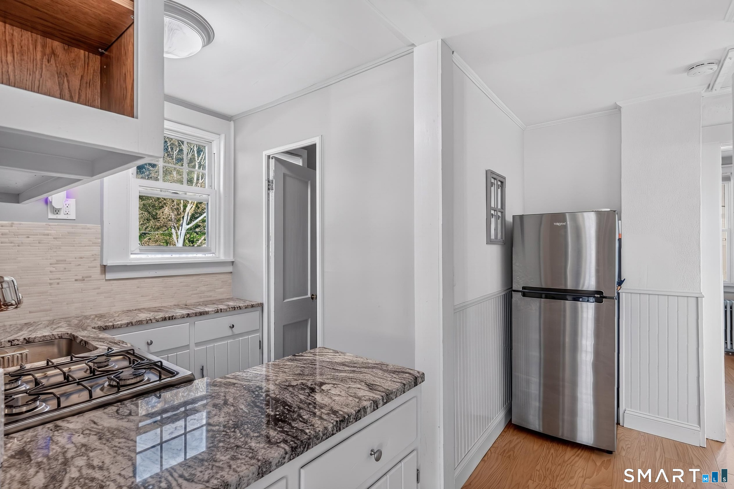 78 Waverly Avenue Unit #2nd Floor photo 8