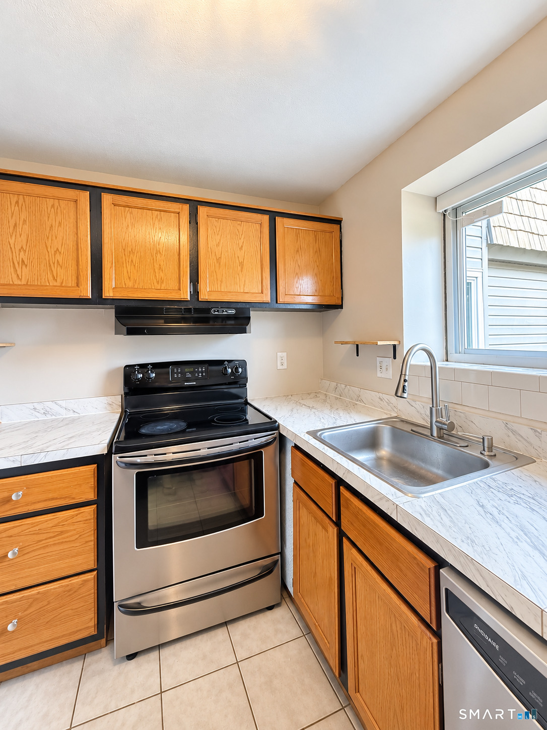 12 Carillon Drive Unit #B photo 5