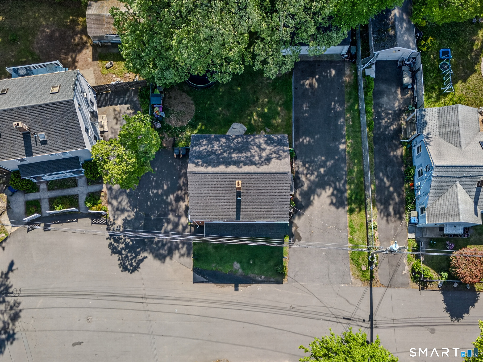 180 Dupont Place photo 19