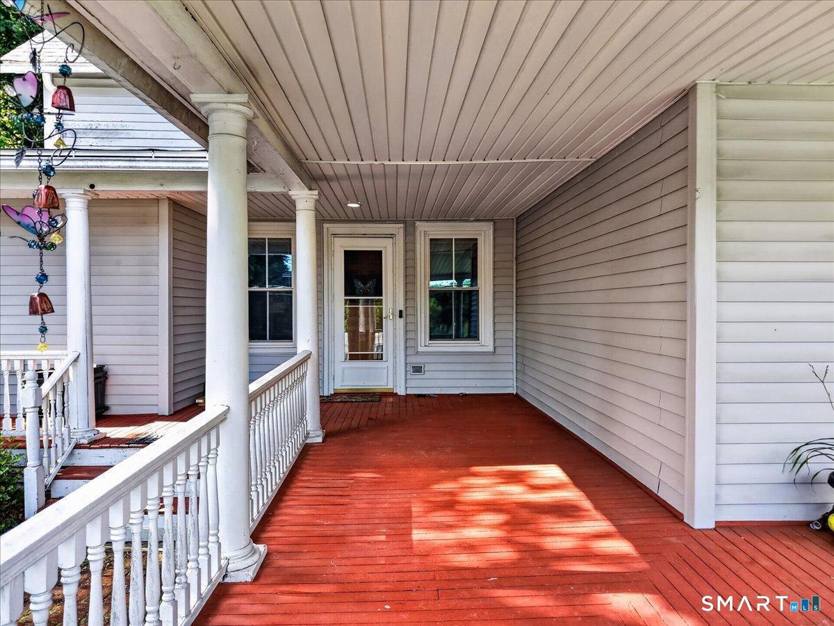 210 Maple Avenue, Uncasville, Montville, CT 06382
