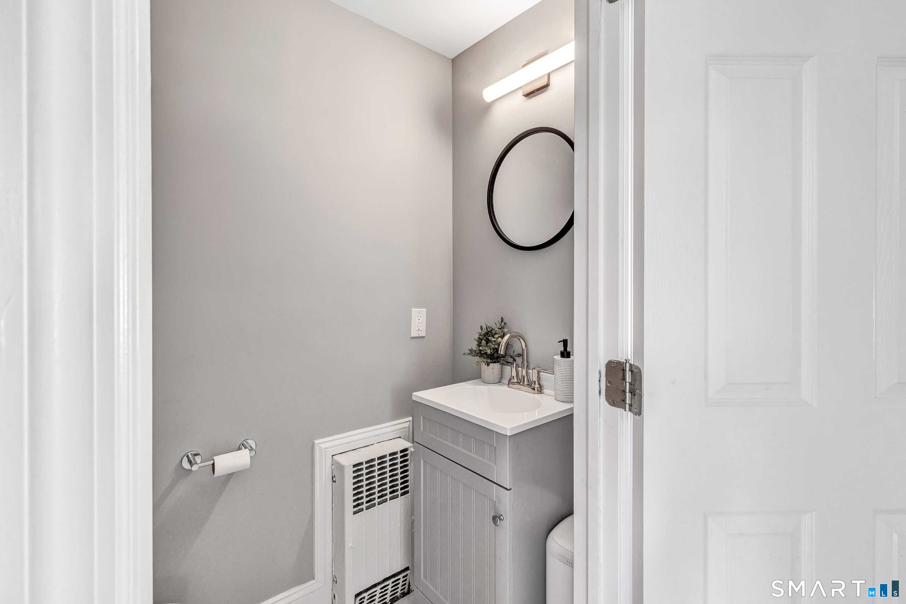 175 Eaton Street photo 20