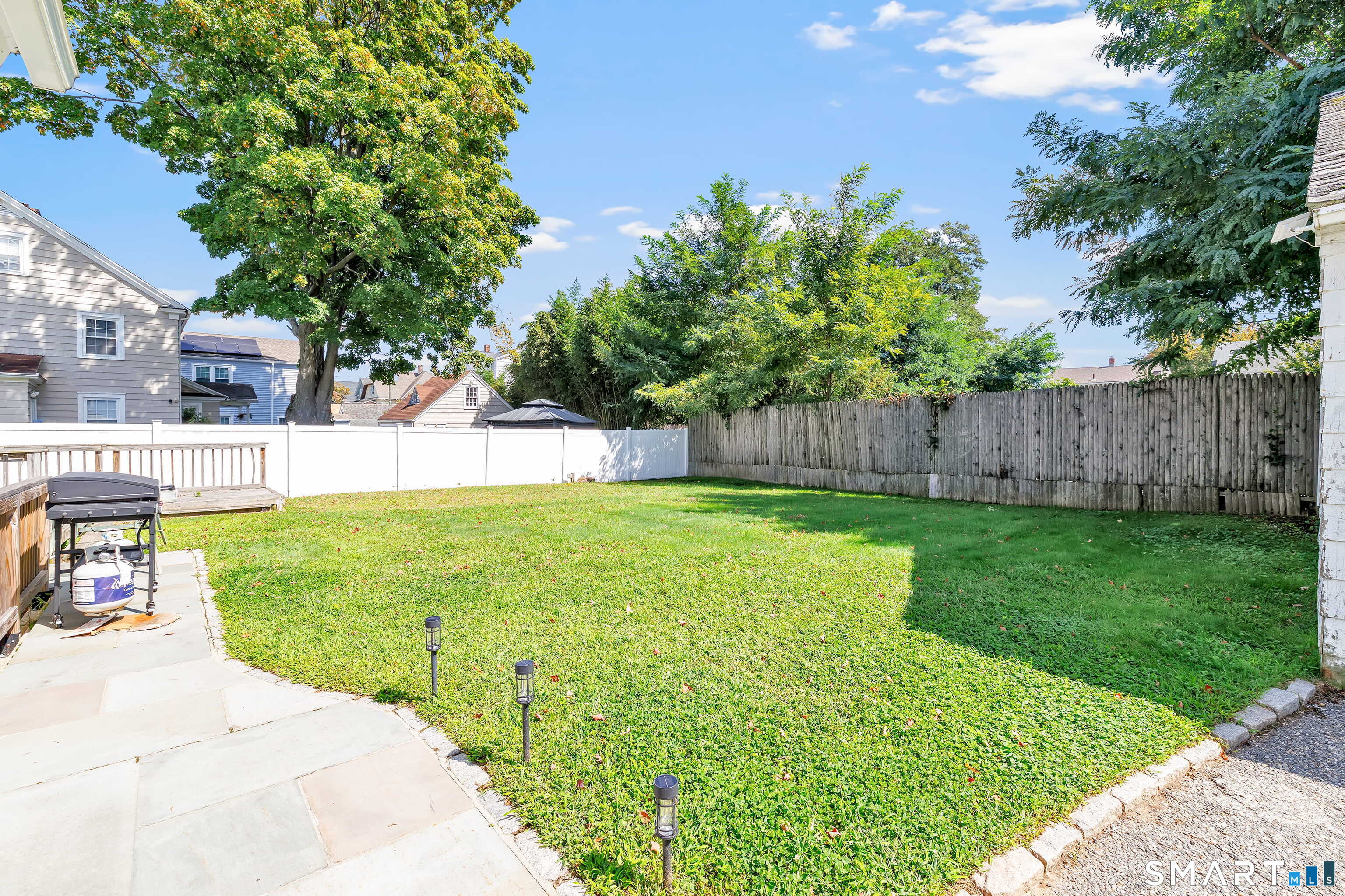 175 Eaton Street photo 34