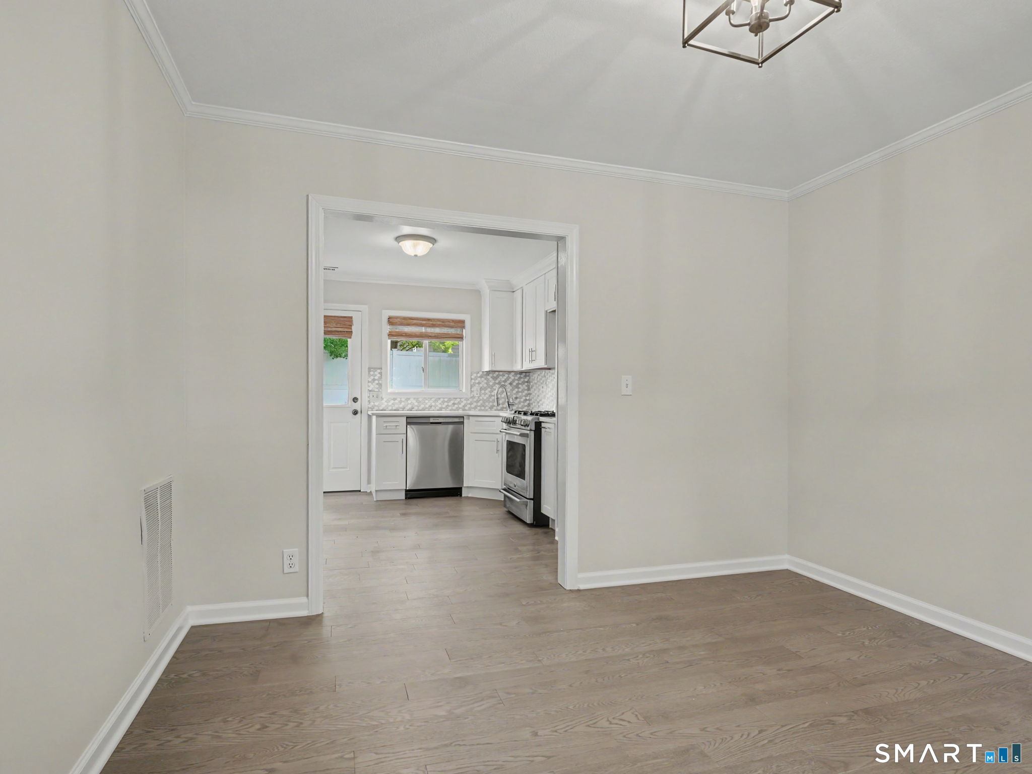 40 Tupper Drive photo 13