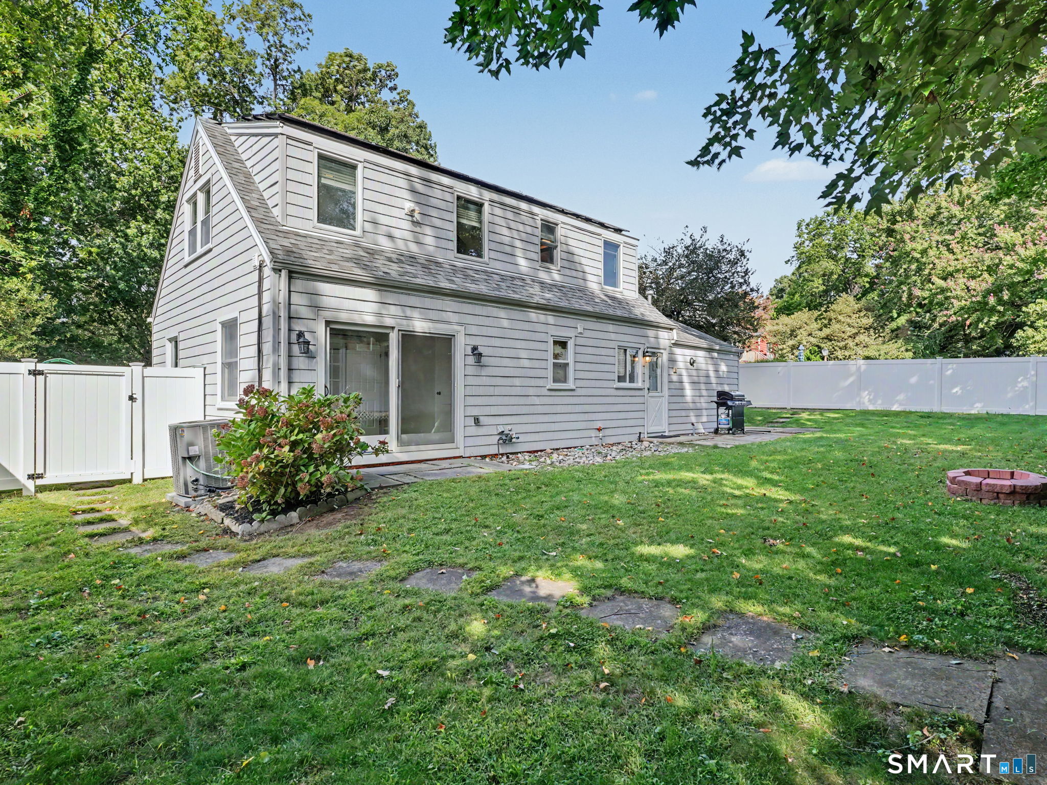 40 Tupper Drive photo 32