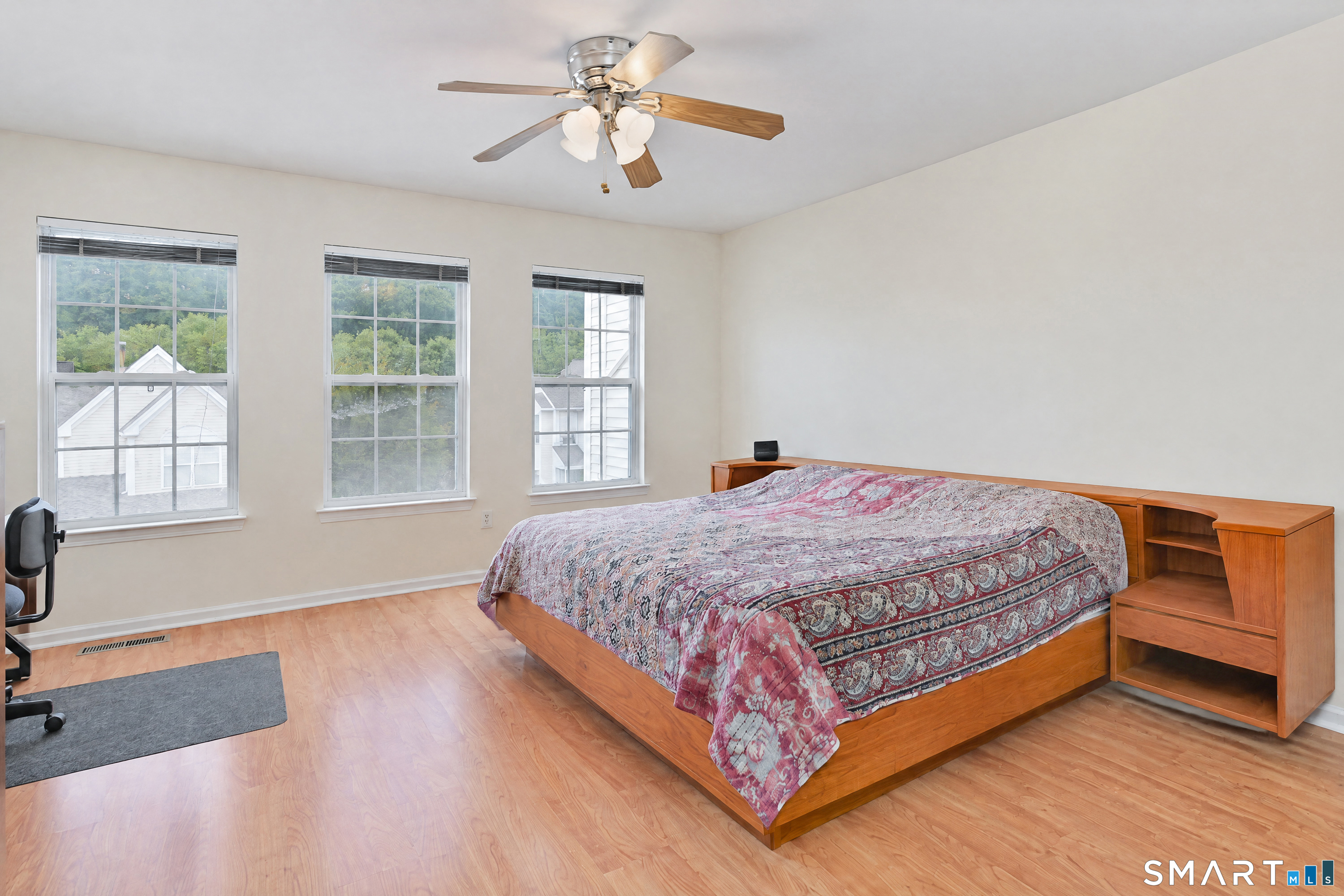 1703 Eaton Court Unit #1703 photo 11