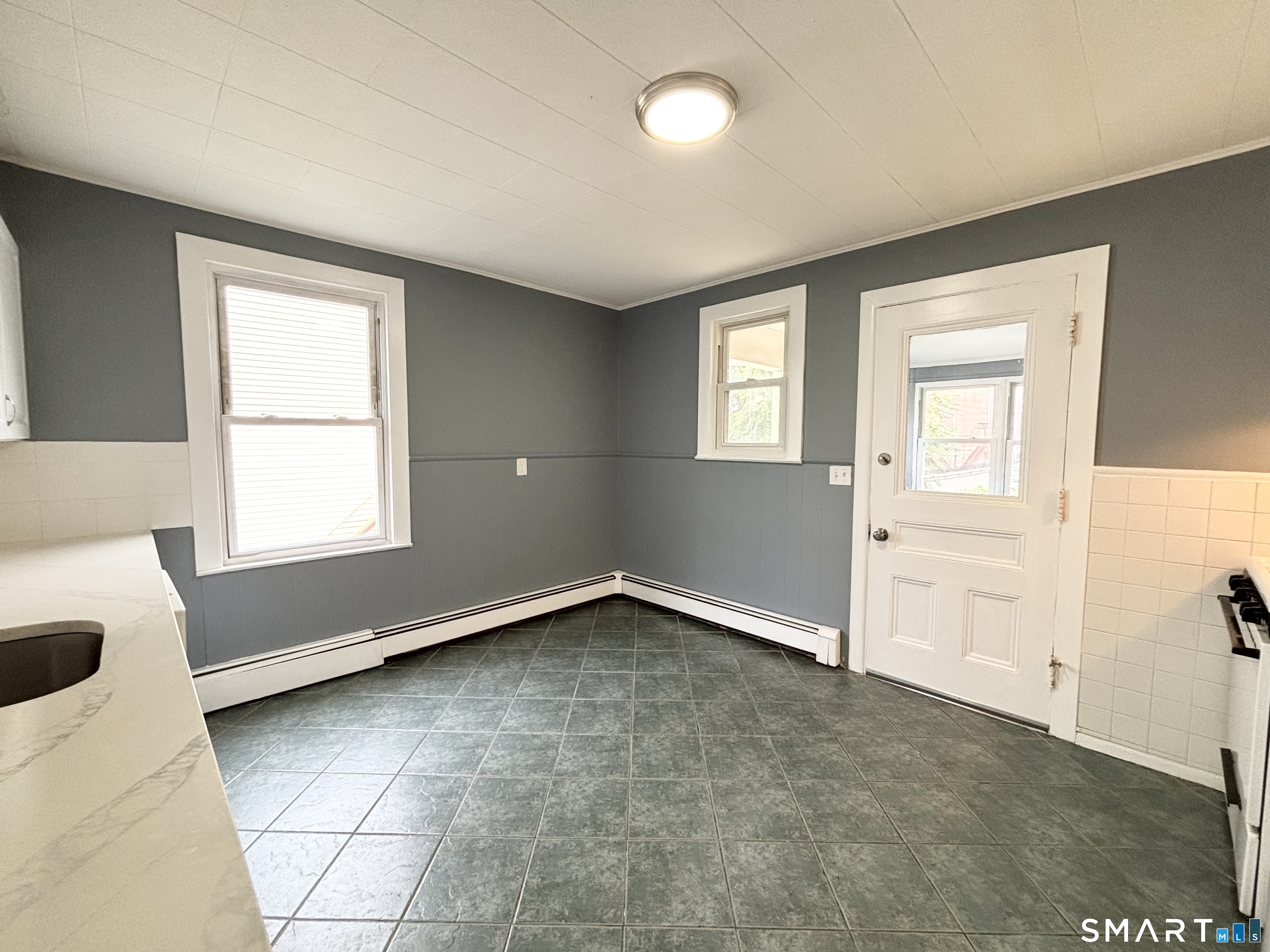 243 Knickerbocker Avenue photo 6