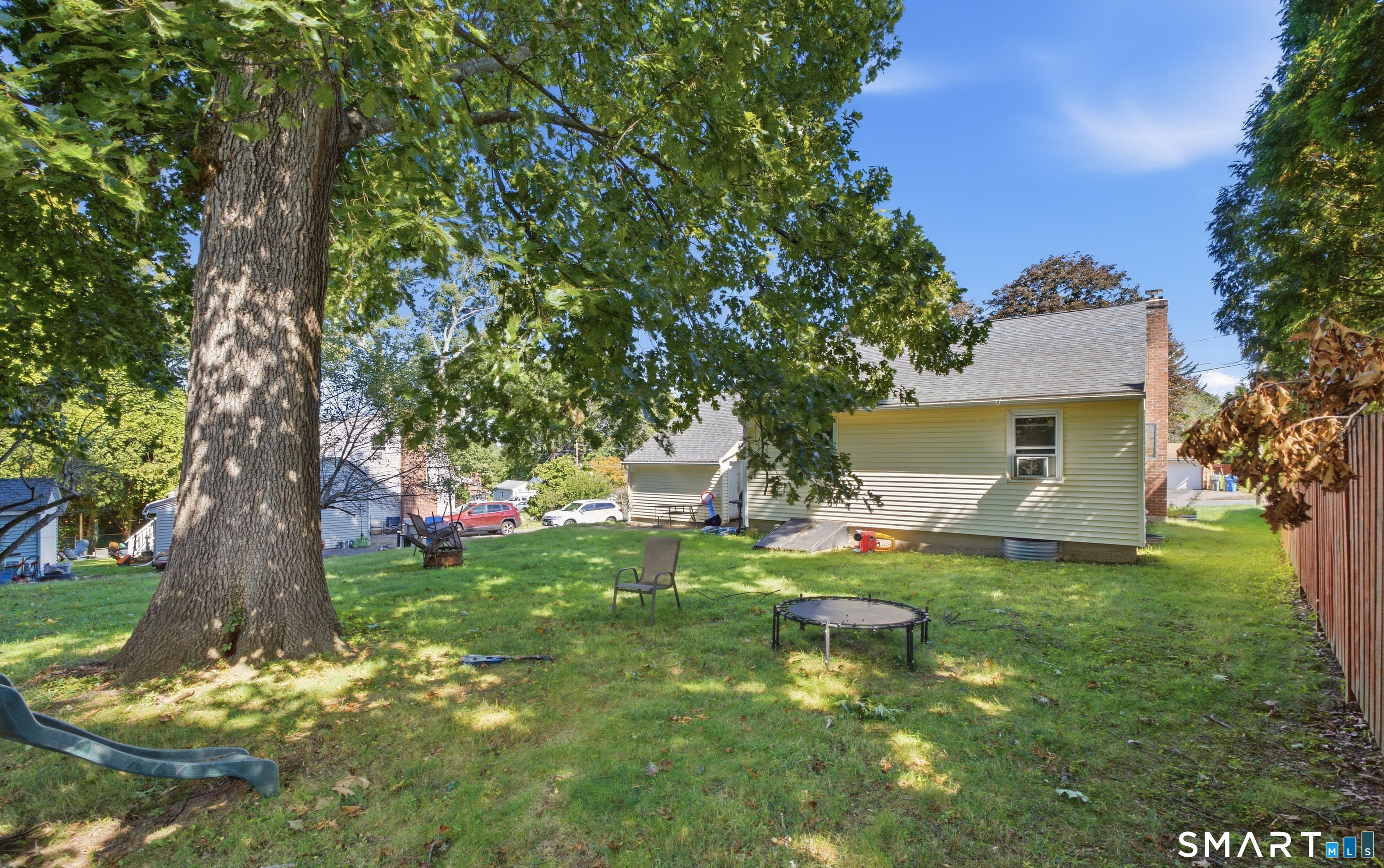 70 Leslie Court photo 21