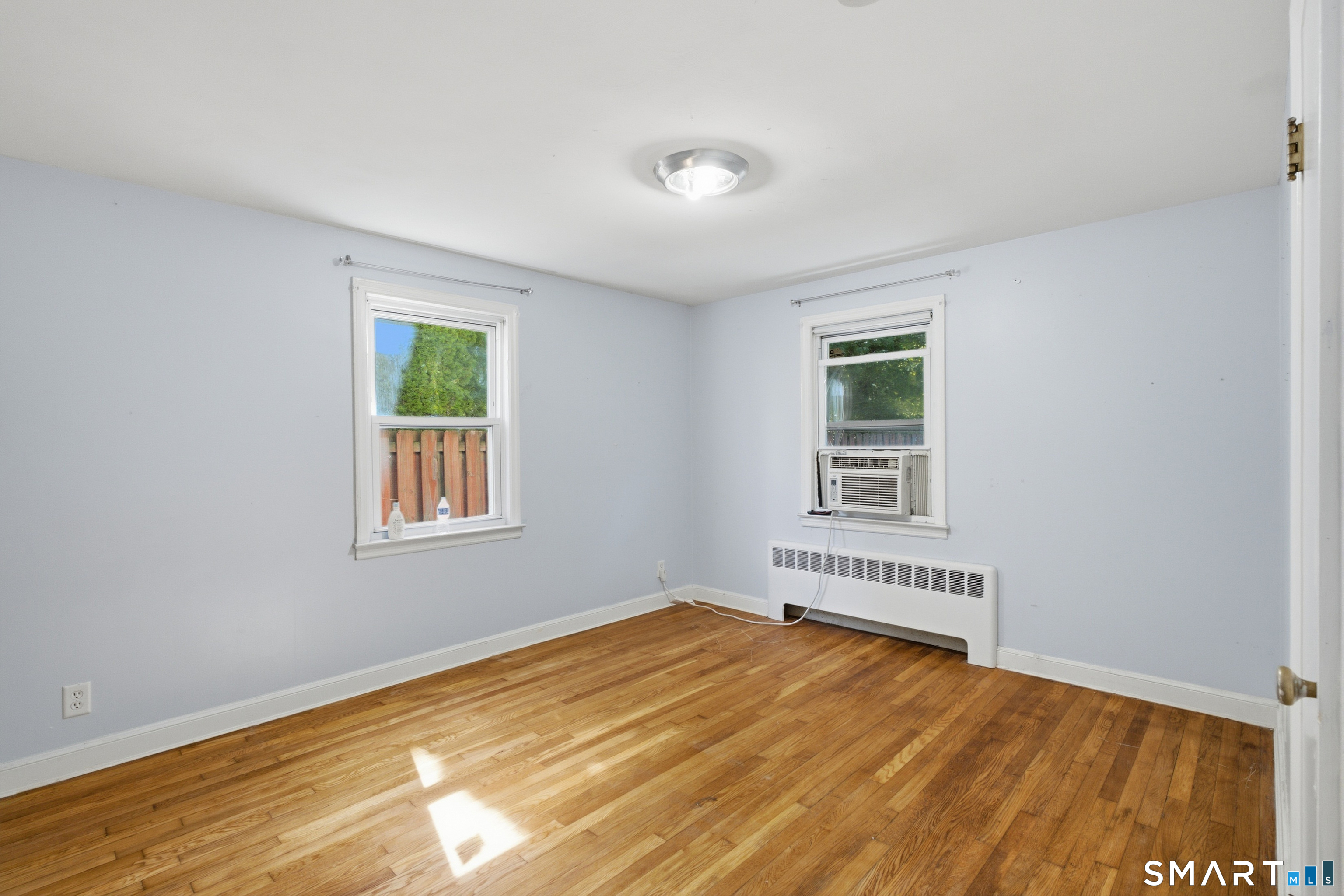 70 Leslie Court photo 10