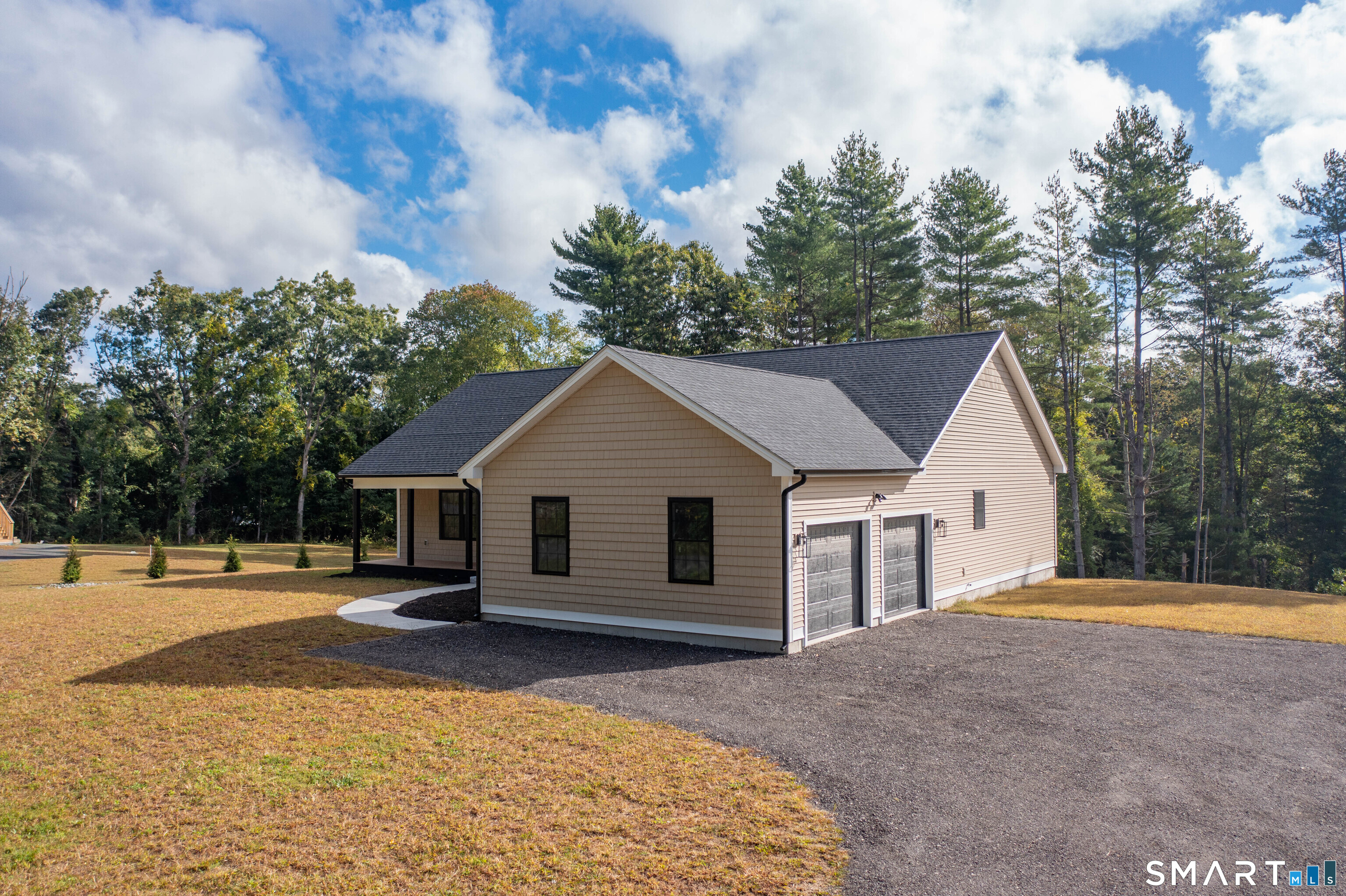 Photo 3 of Single family home for sale at 83 Grand View Ter, Brooklyn, CT 06234 | MLS# 24198041 | Listing updated on 2026-09-28