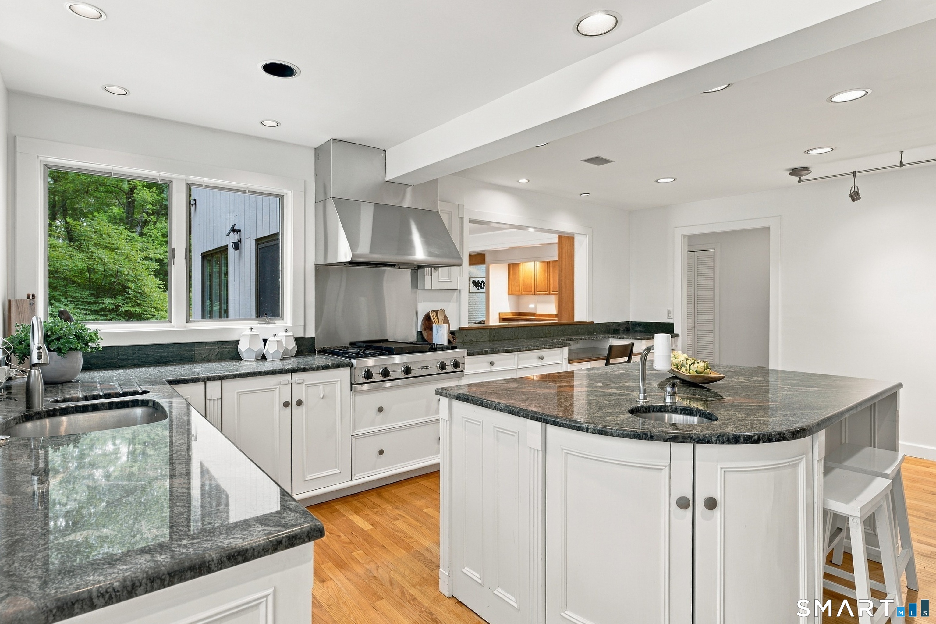200 Deer Lane photo 9