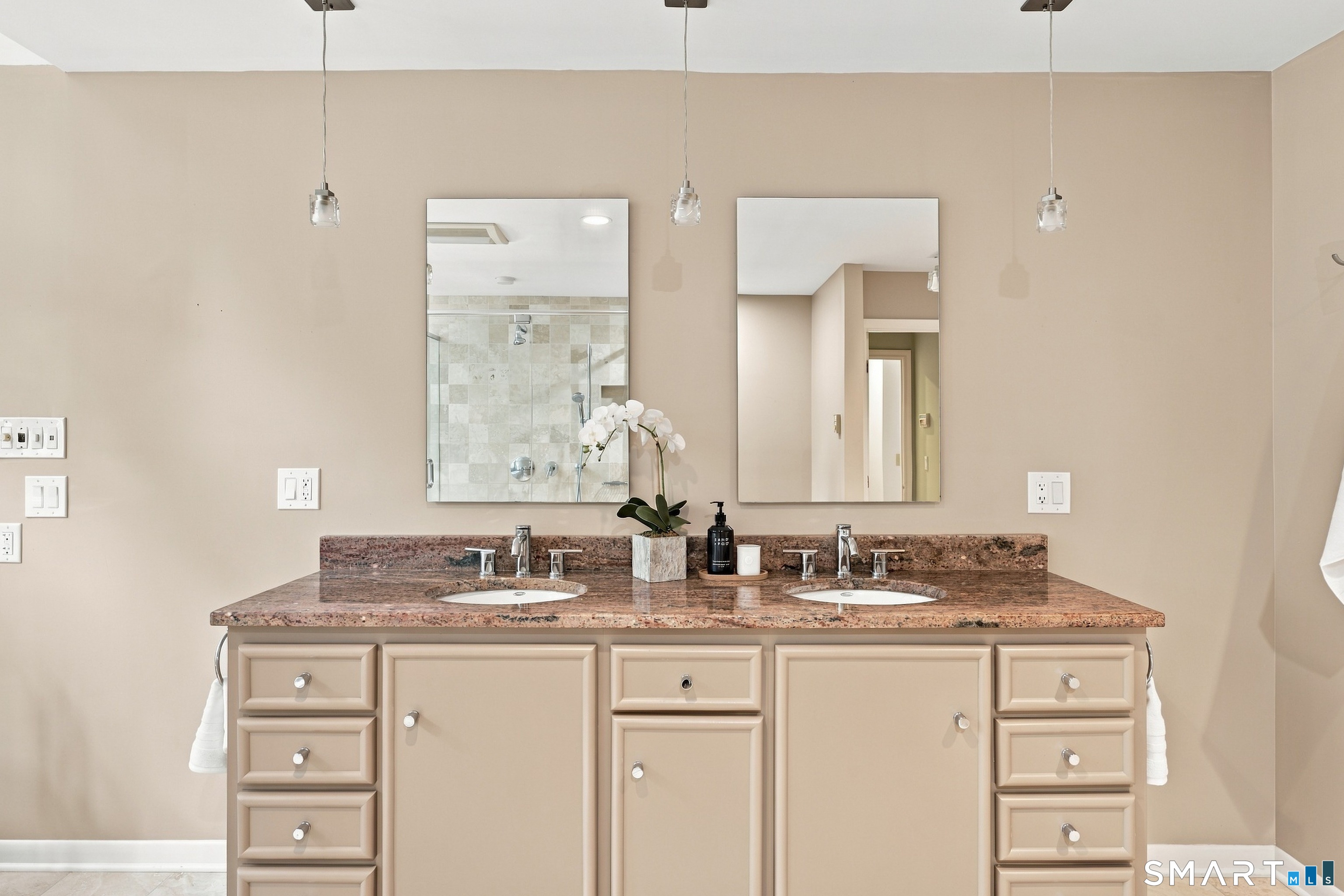 200 Deer Lane photo 19