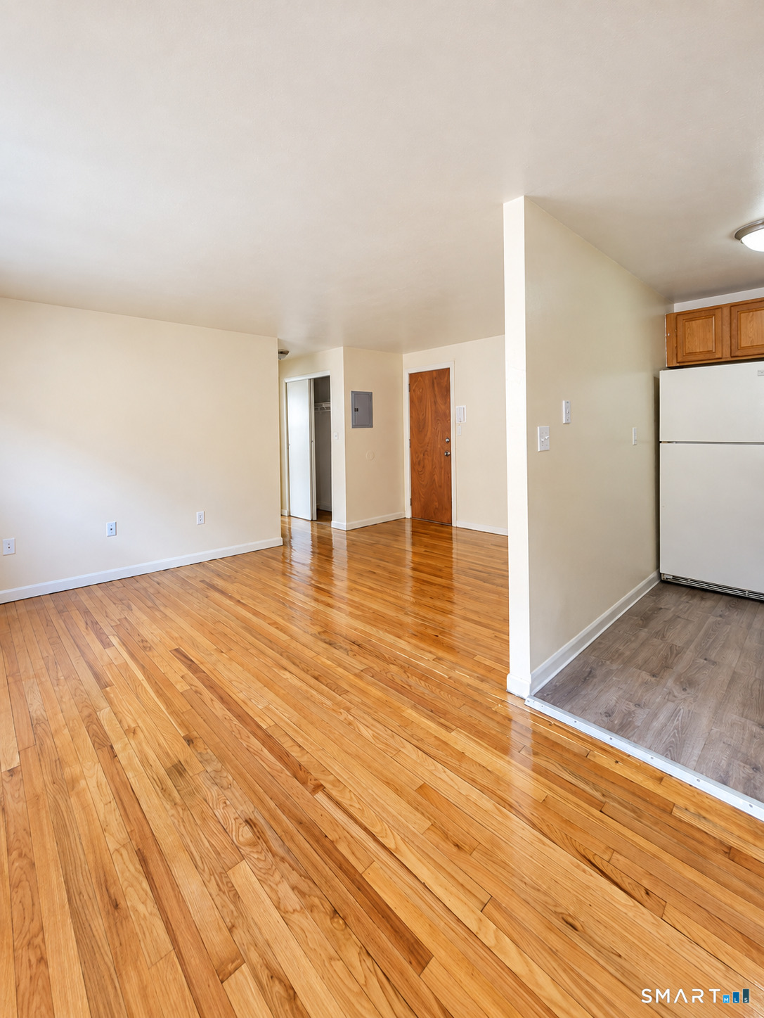 241 Laurel Street Unit #B6 photo 4