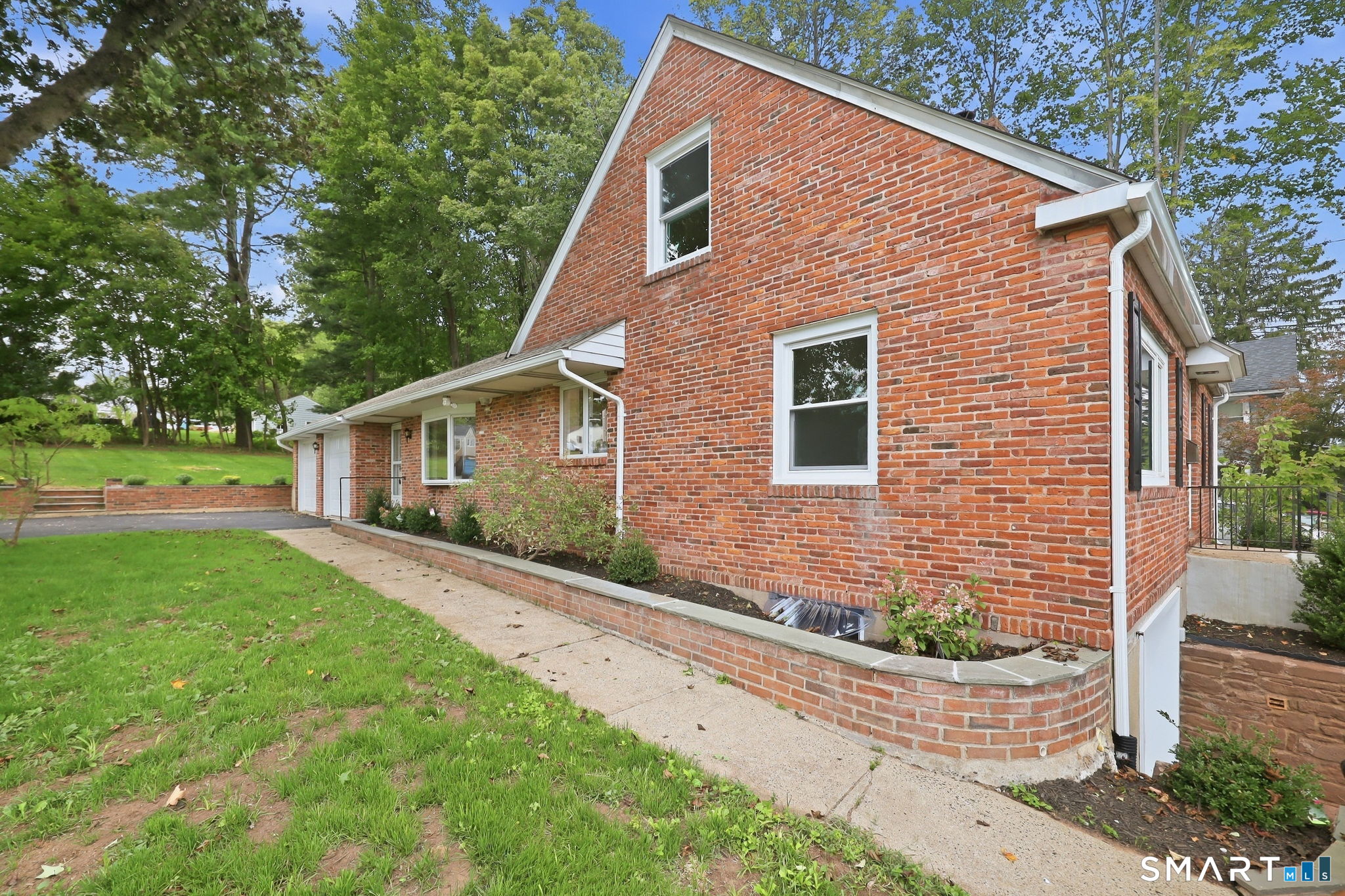 65 Highland Avenue photo 39