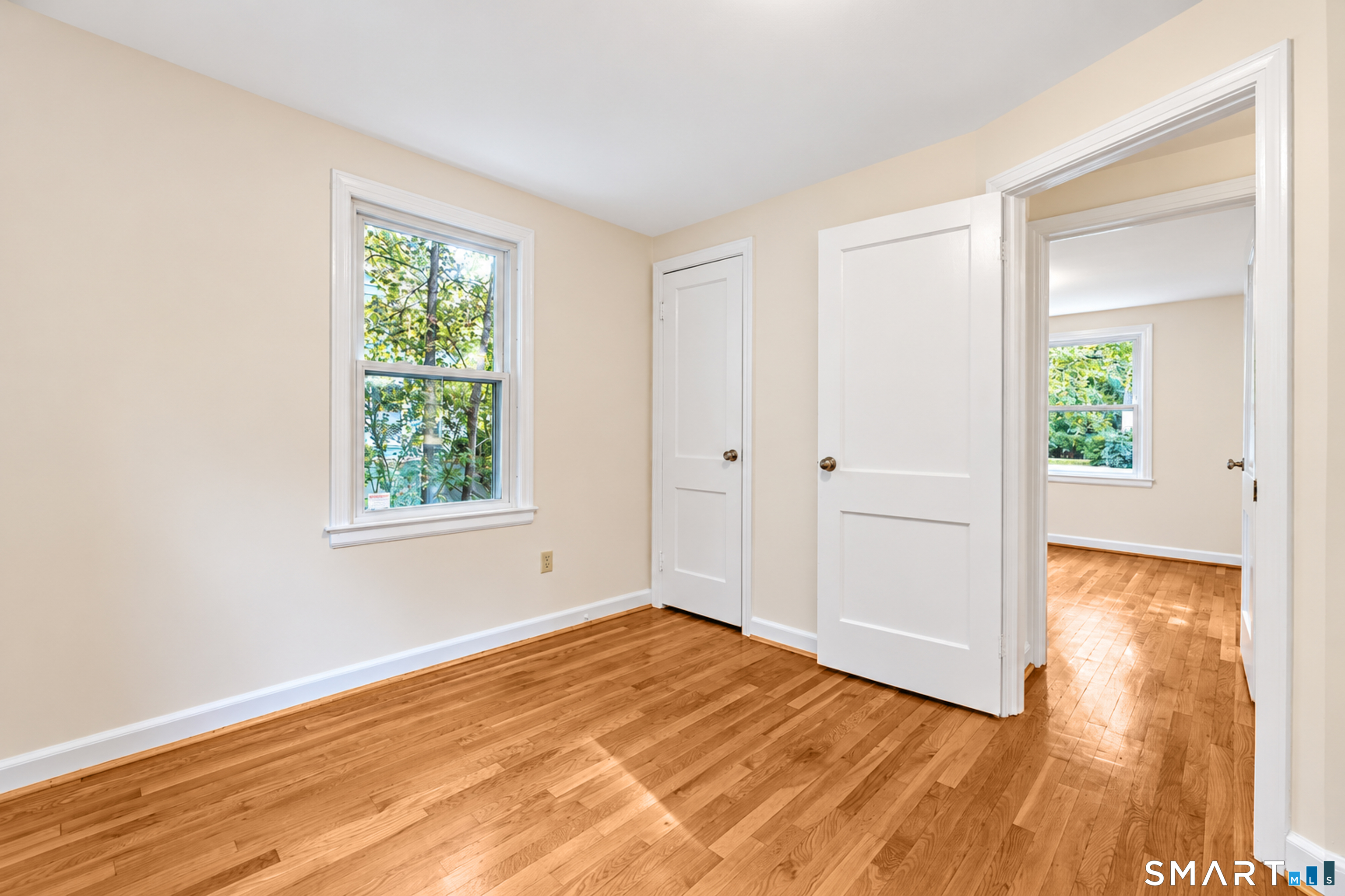 21 Monroe Street photo 15