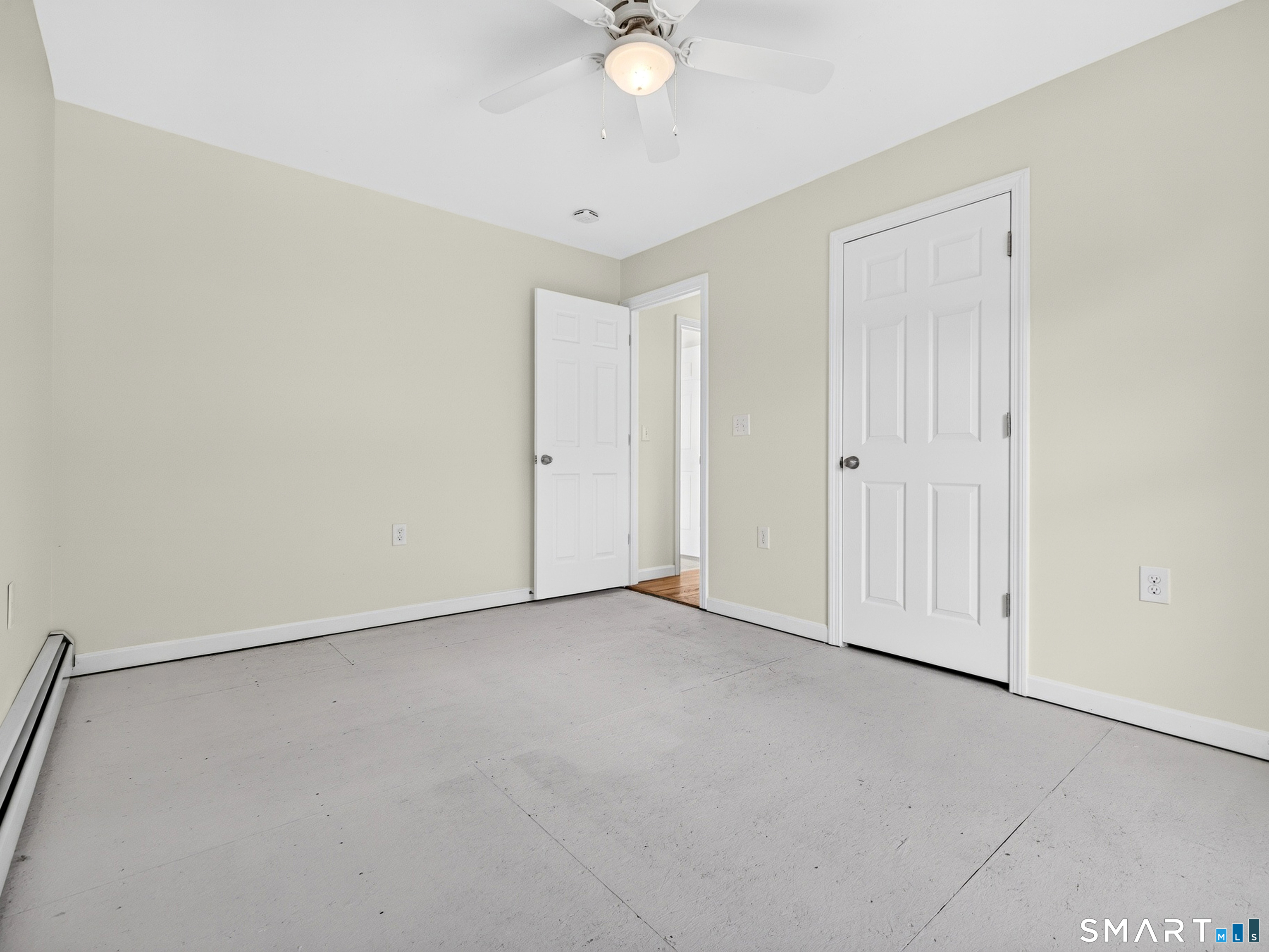 846-A Vauxhall St Extension, Waterford, CT 06385