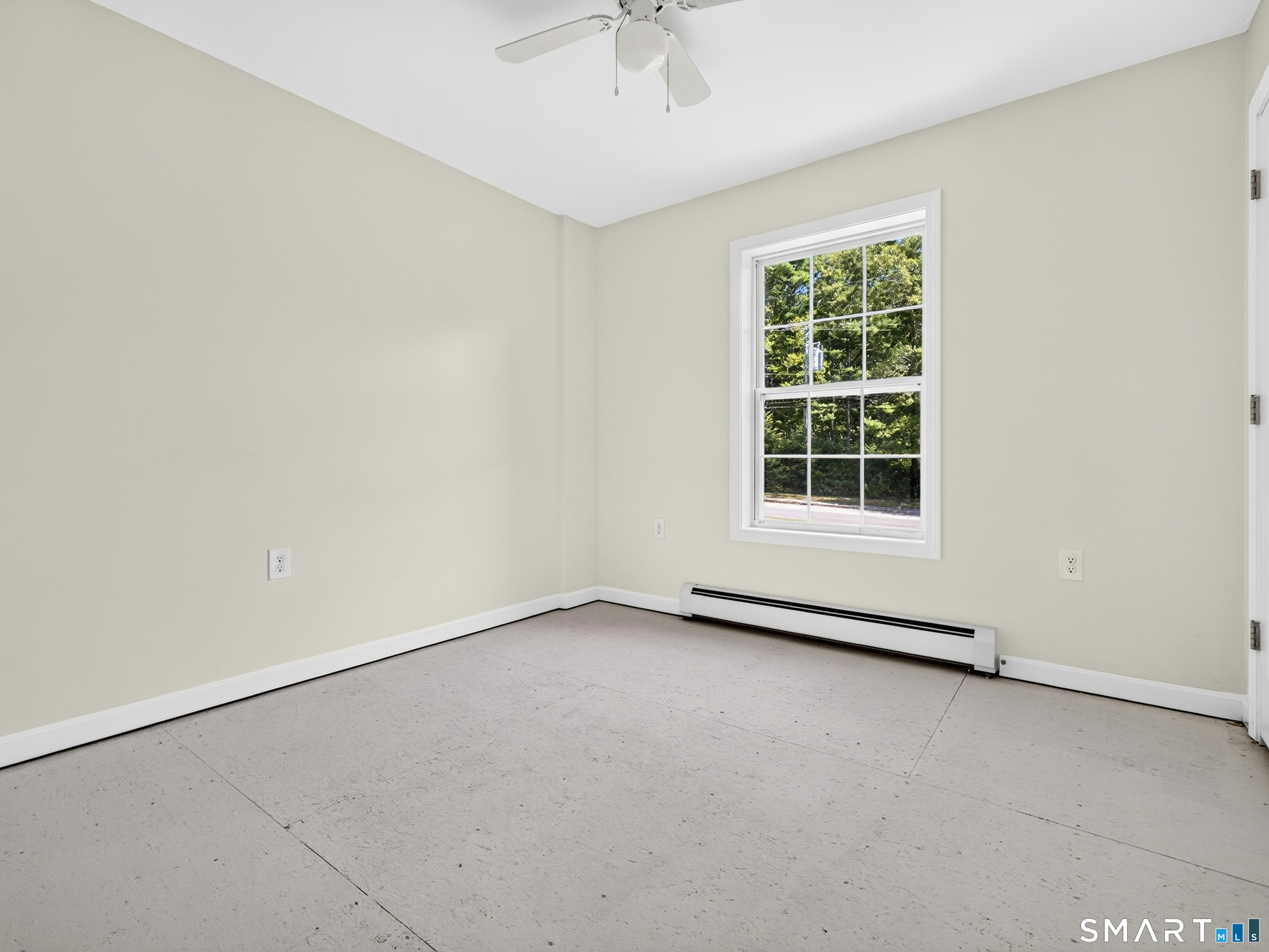 846-A Vauxhall St Extension, Waterford, CT 06385