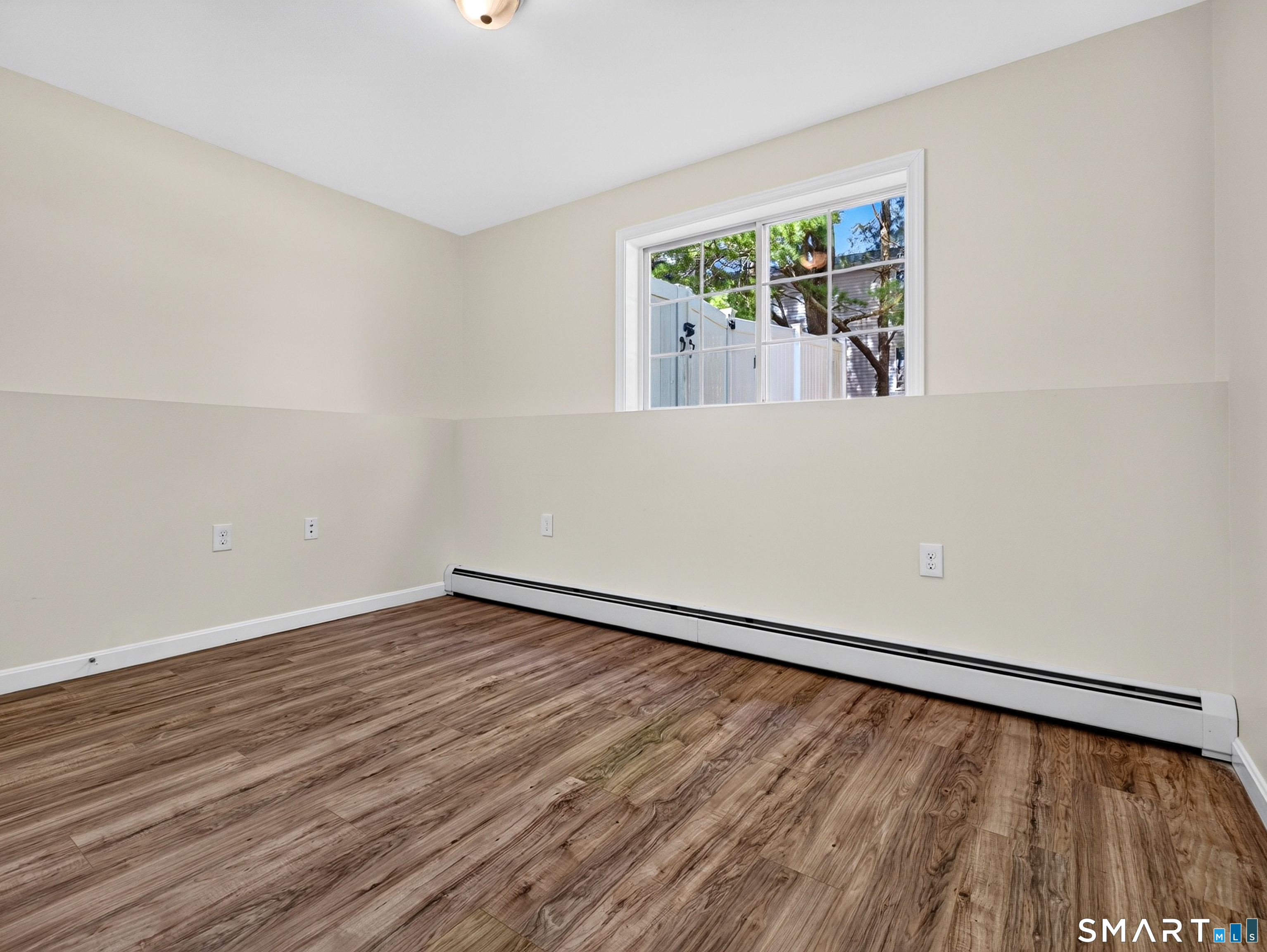 846-A Vauxhall St Extension, Waterford, CT 06385
