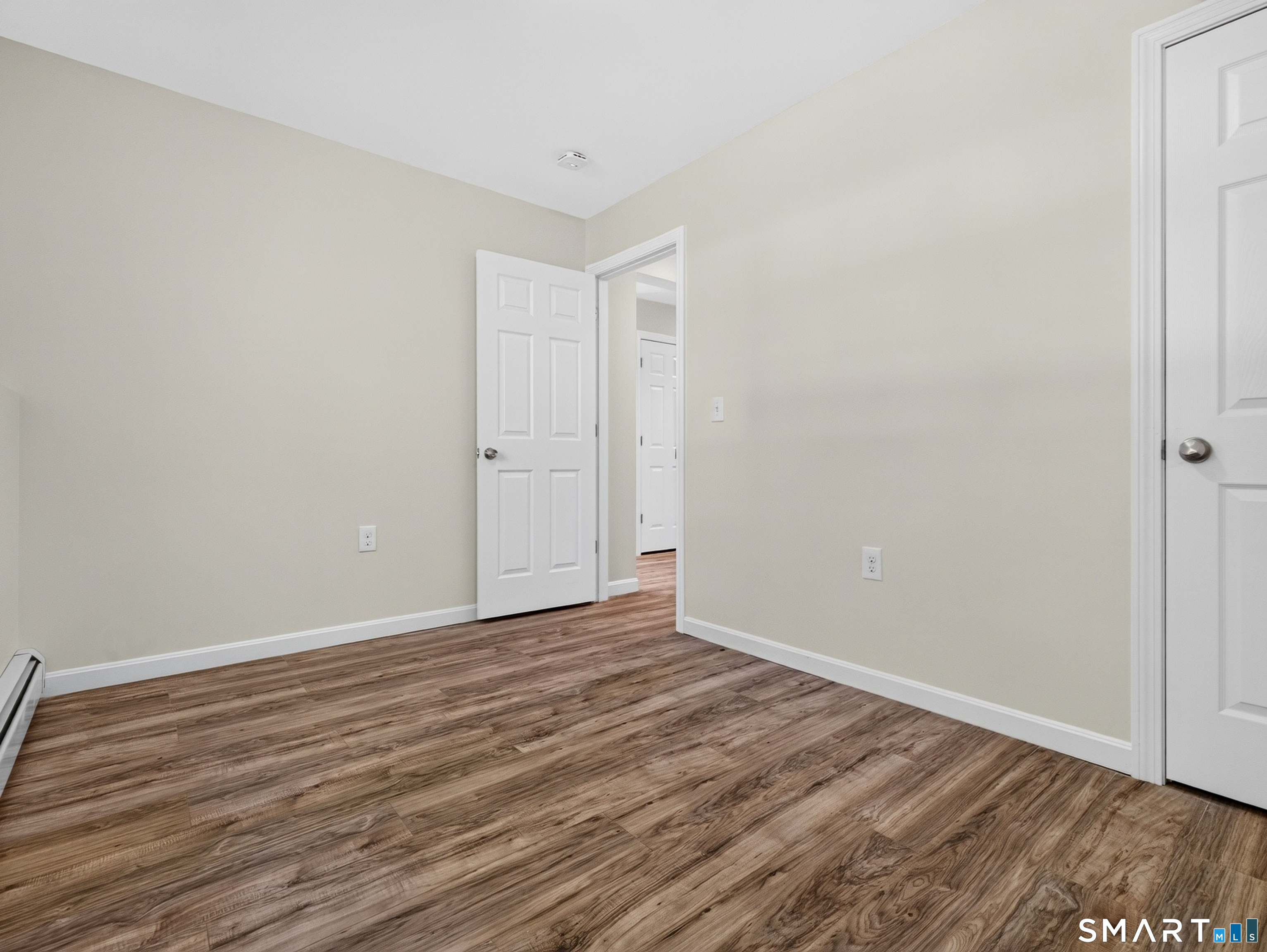 846-A Vauxhall St Extension, Waterford, CT 06385