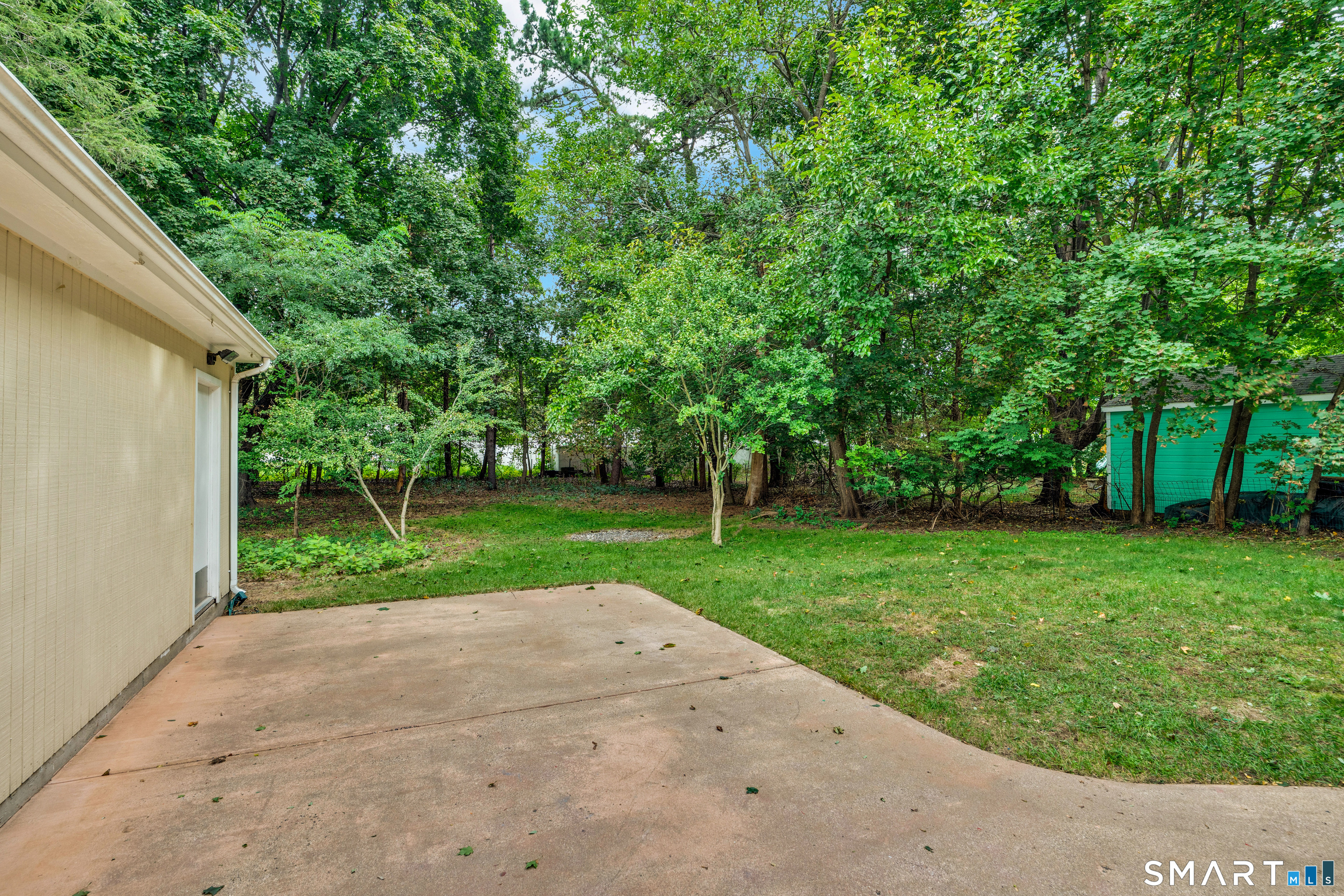 21 Monroe Street photo 26