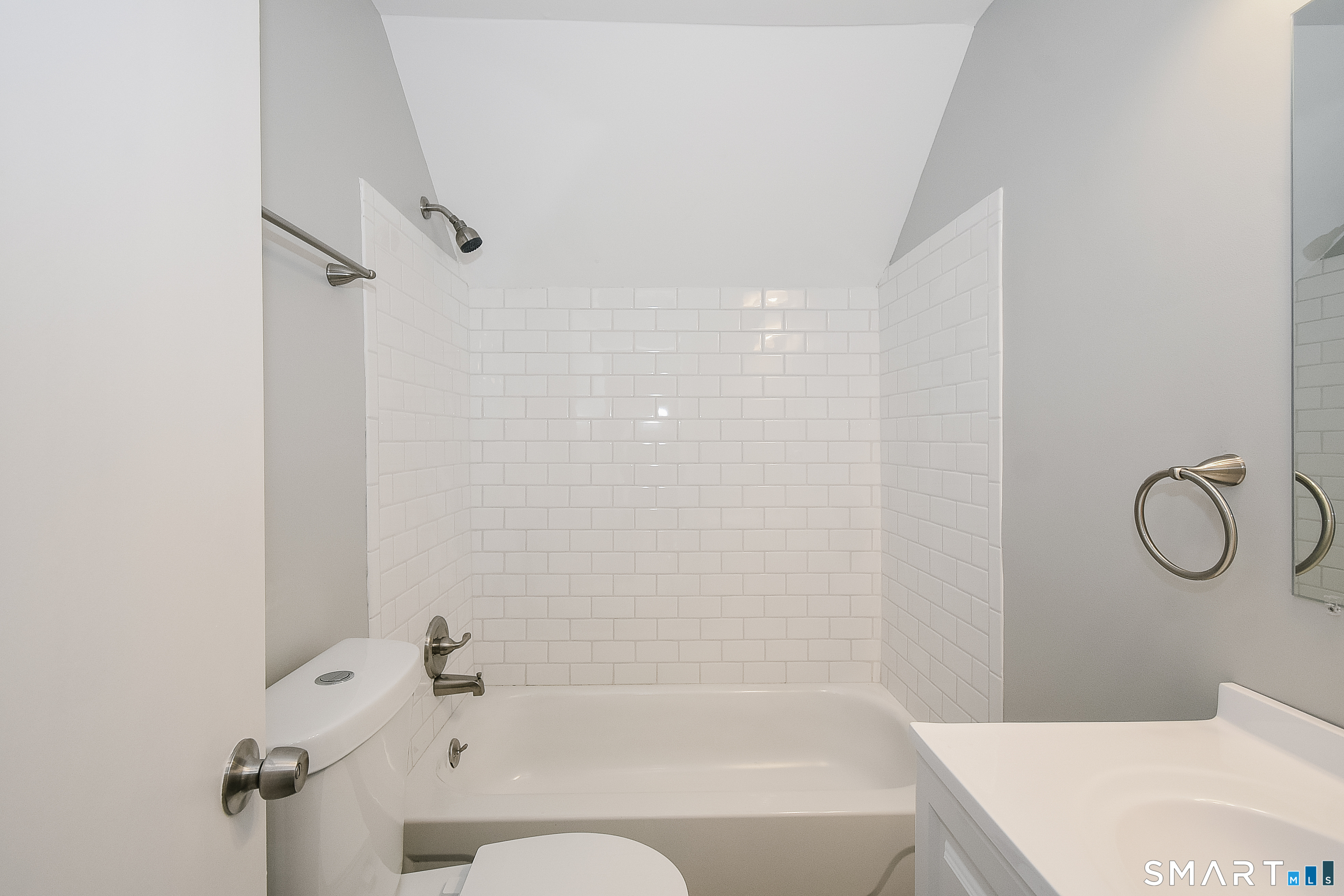 55 Winthrop Avenue photo 15