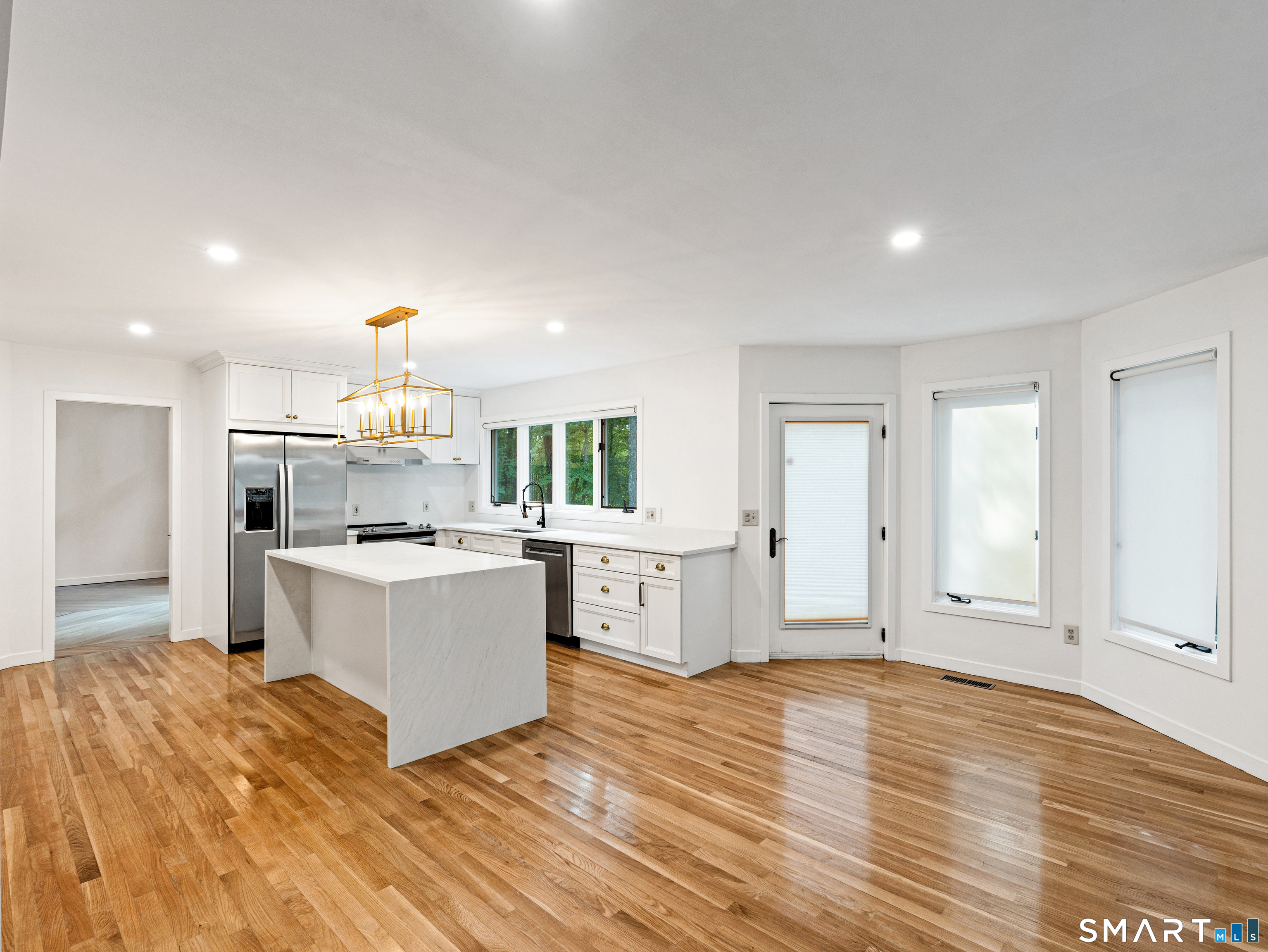 8 Sierra Way photo 5
