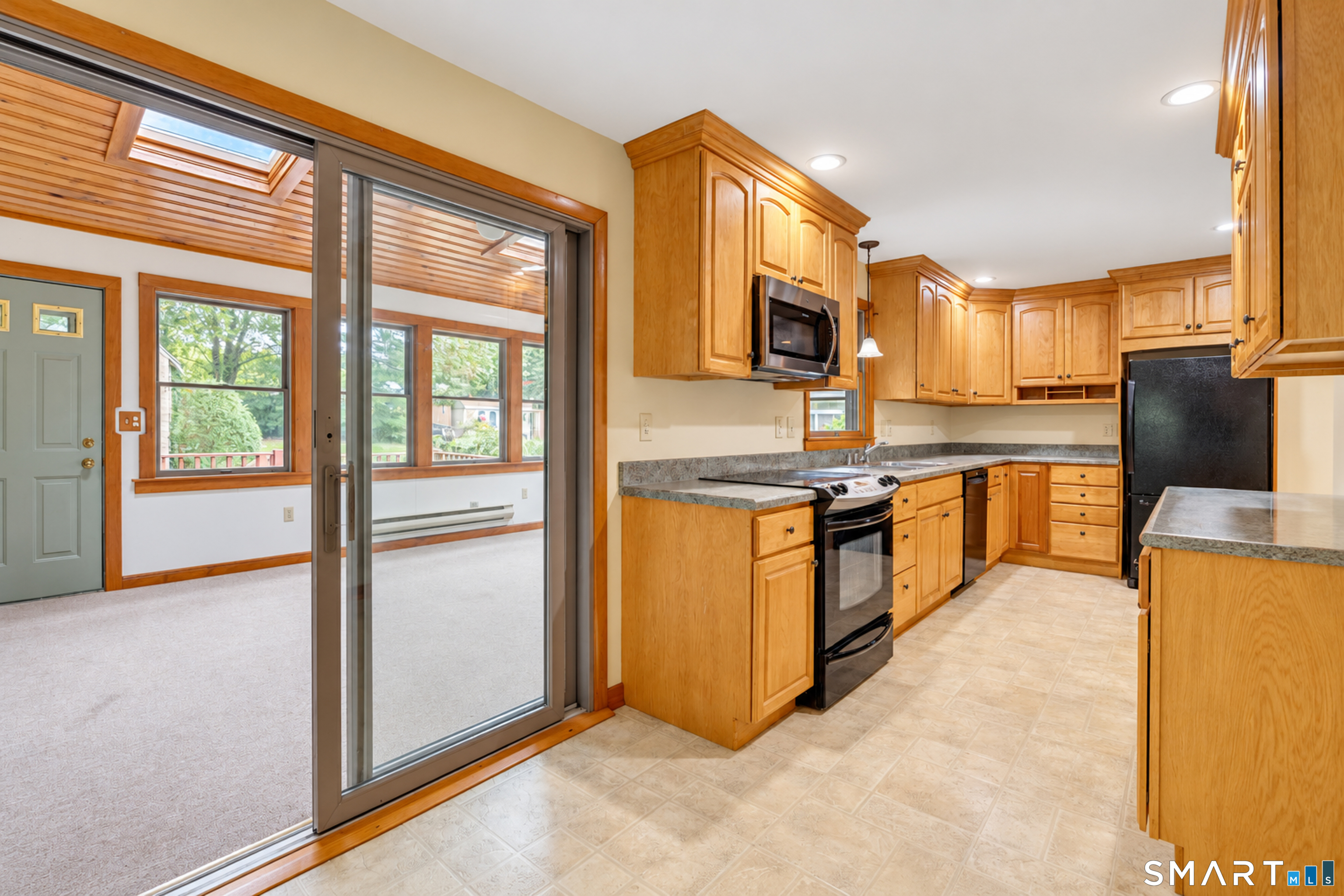95 Lower Boulevard, New London, CT 06320
