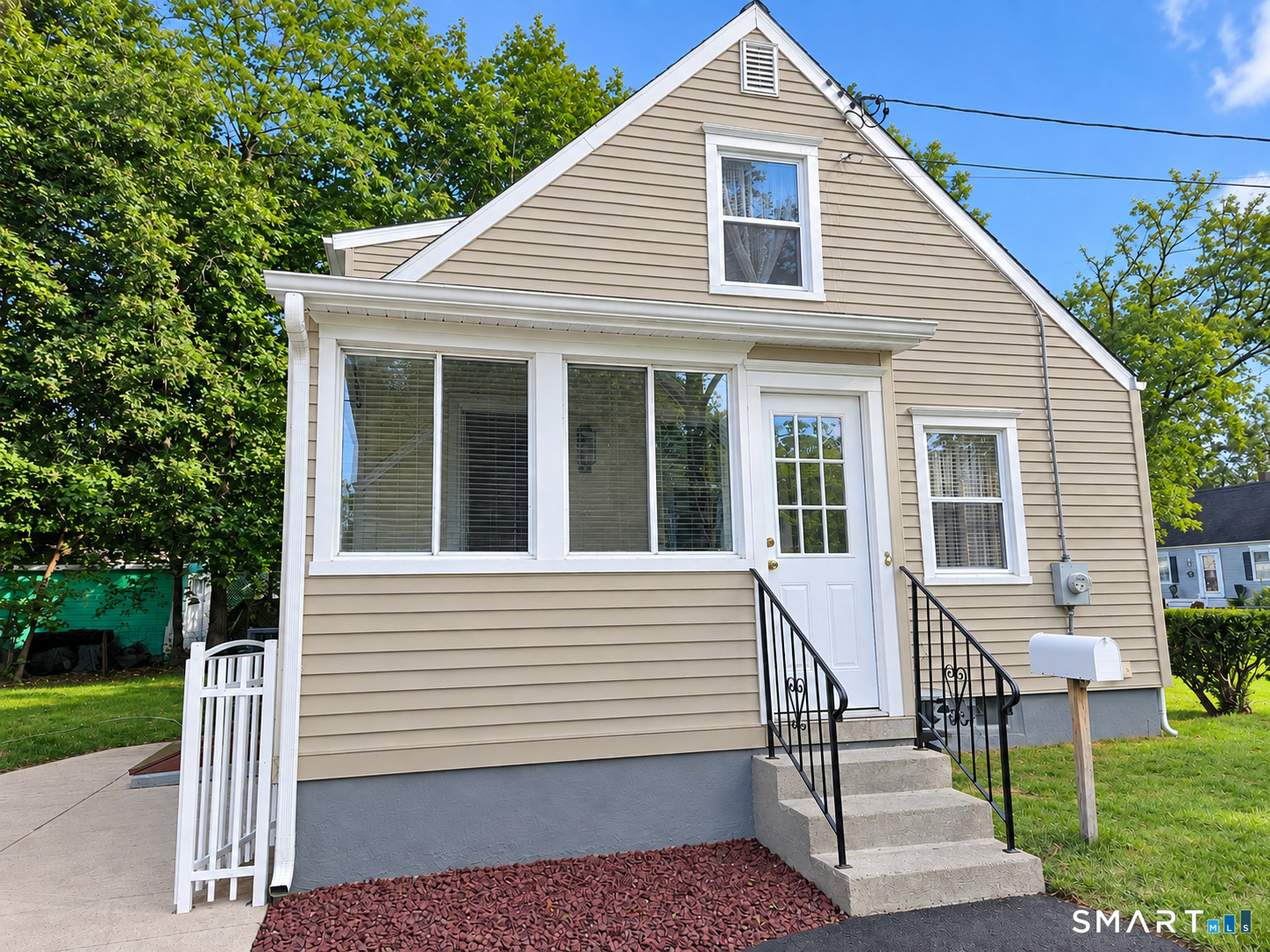 21 Monroe Street photo 27