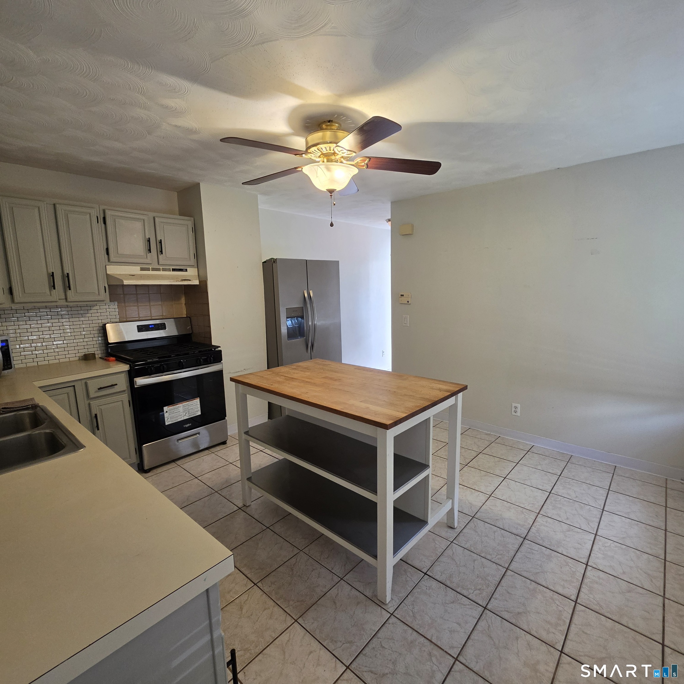 664 West Main Street Unit #1 photo 3