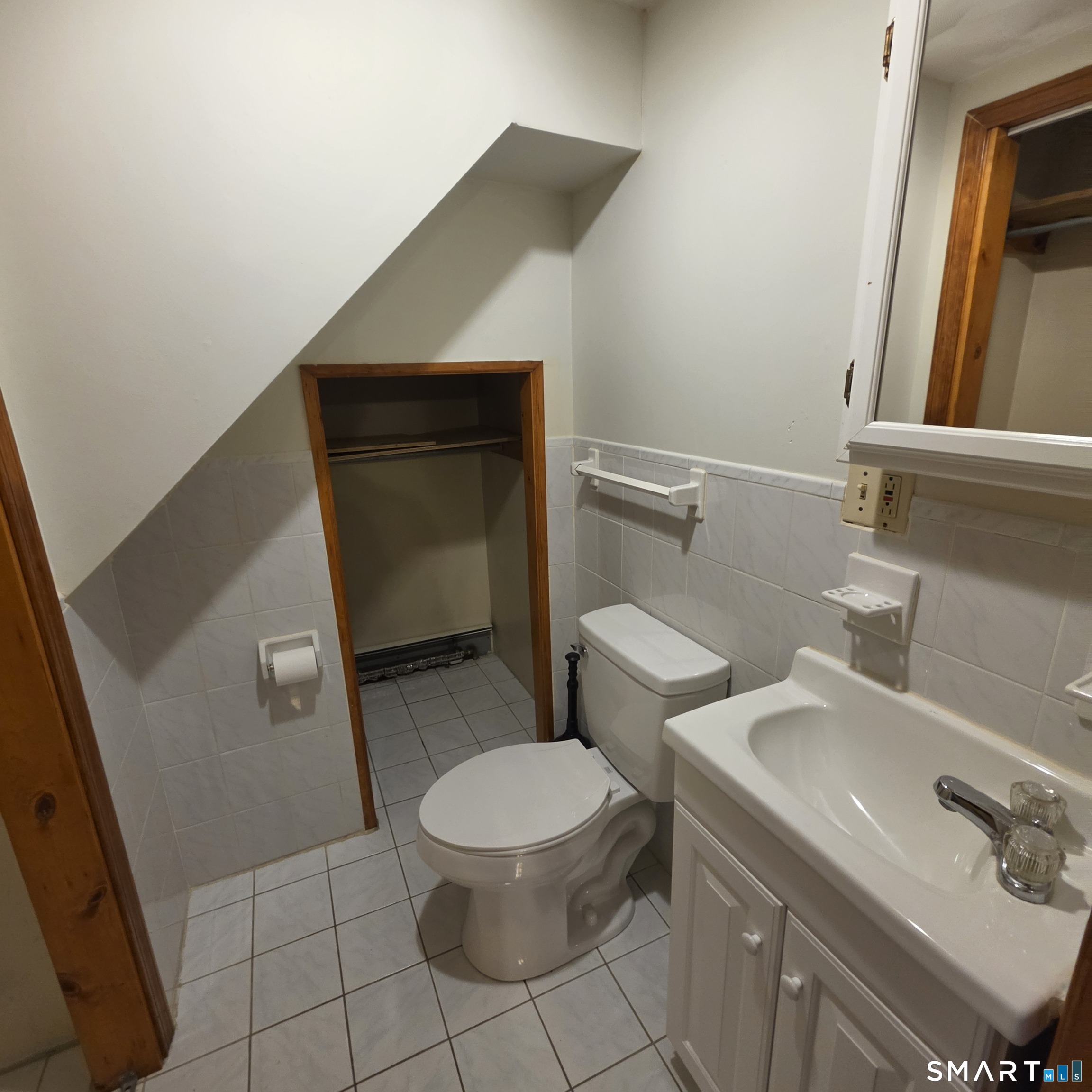 664 West Main Street Unit #1 photo 6