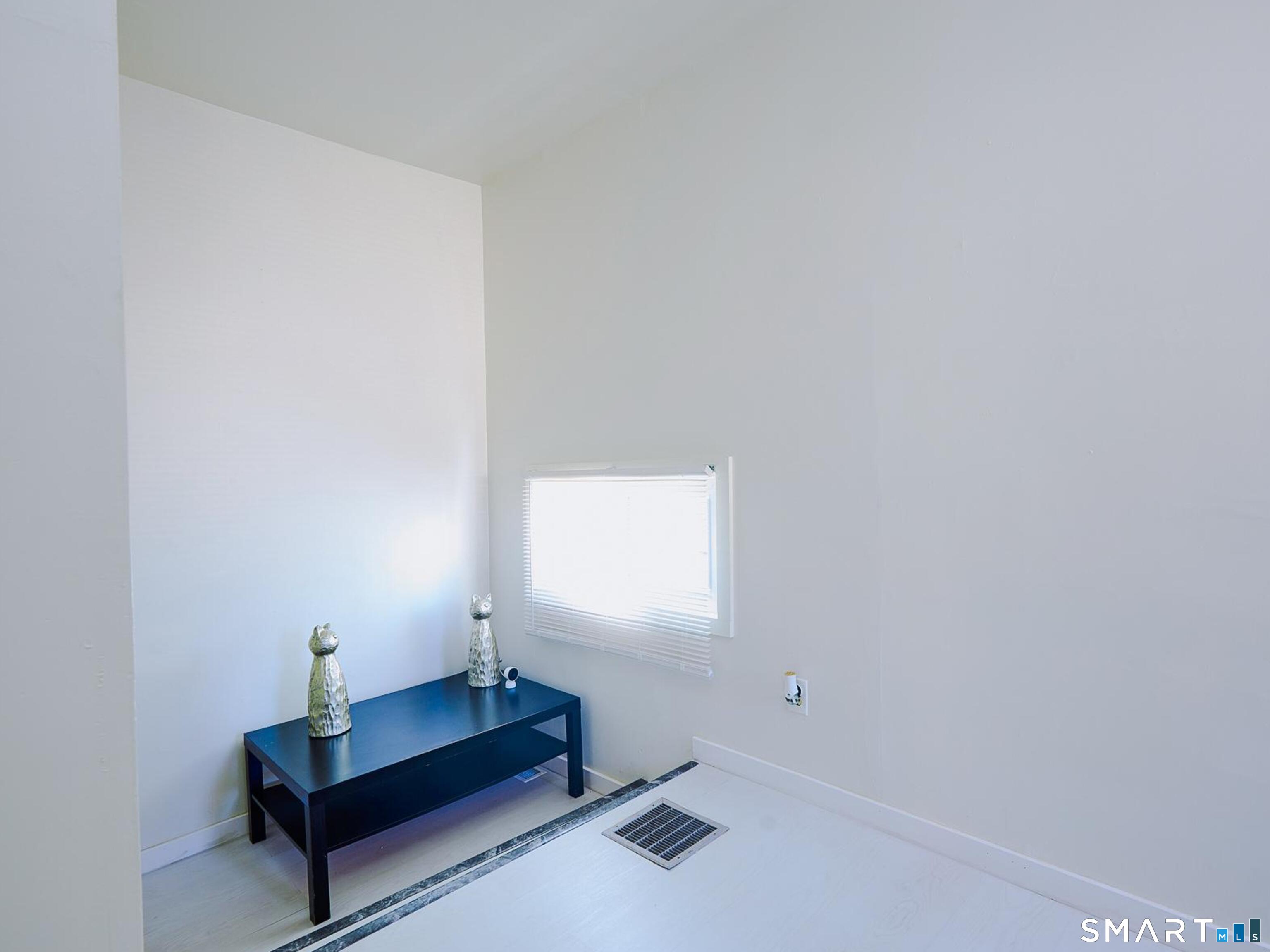 60 Olive Street photo 23