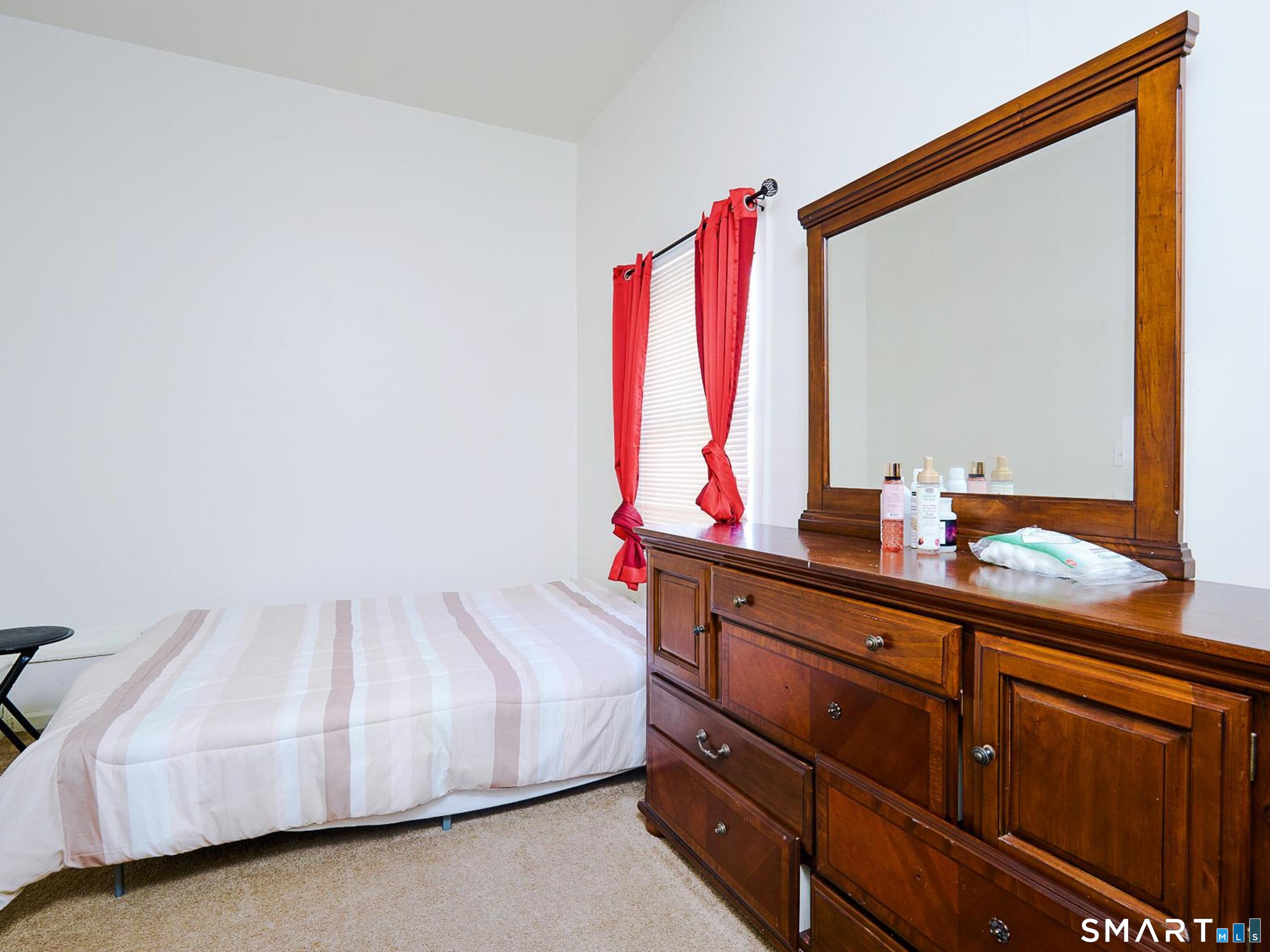 60 Olive Street photo 21