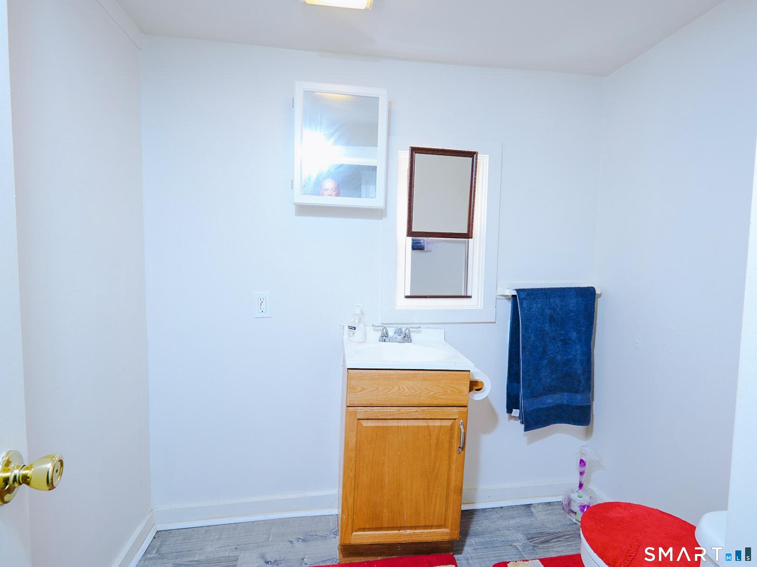 60 Olive Street photo 26