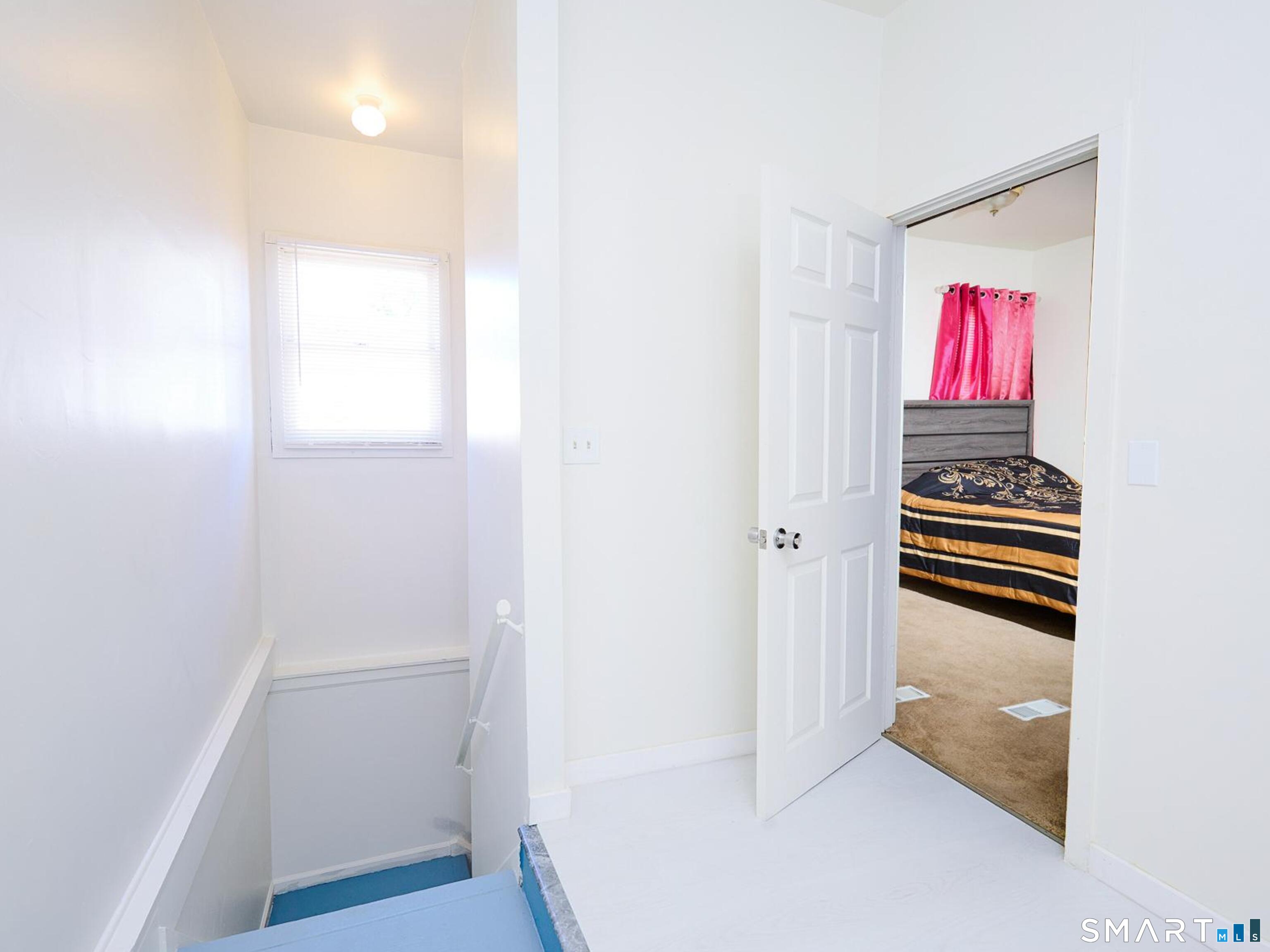 60 Olive Street photo 28