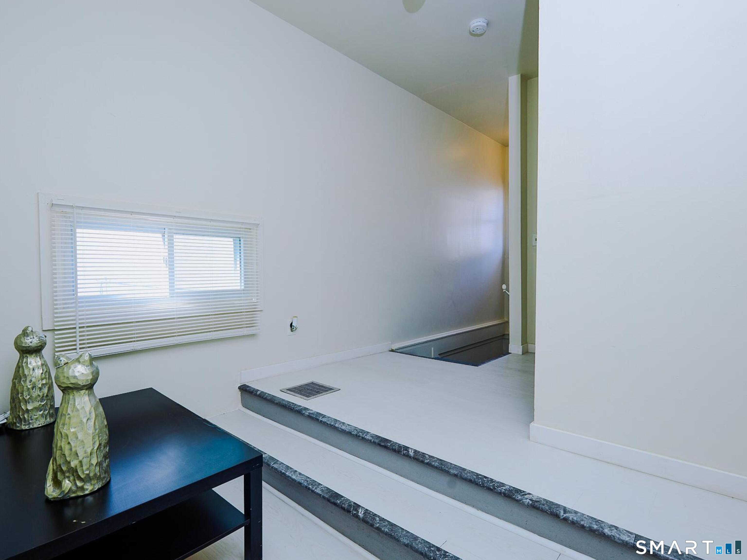 60 Olive Street photo 25