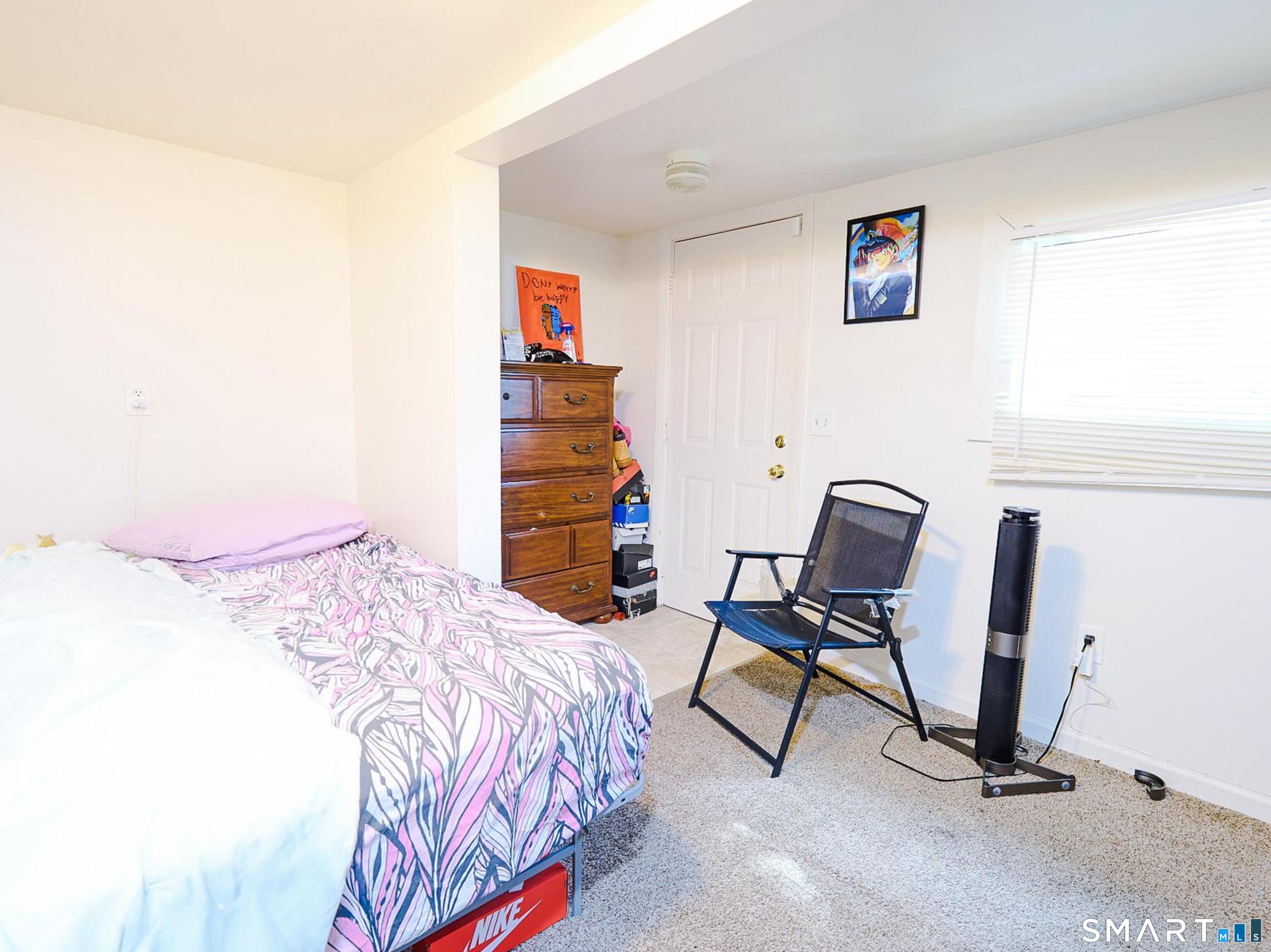 60 Olive Street photo 15