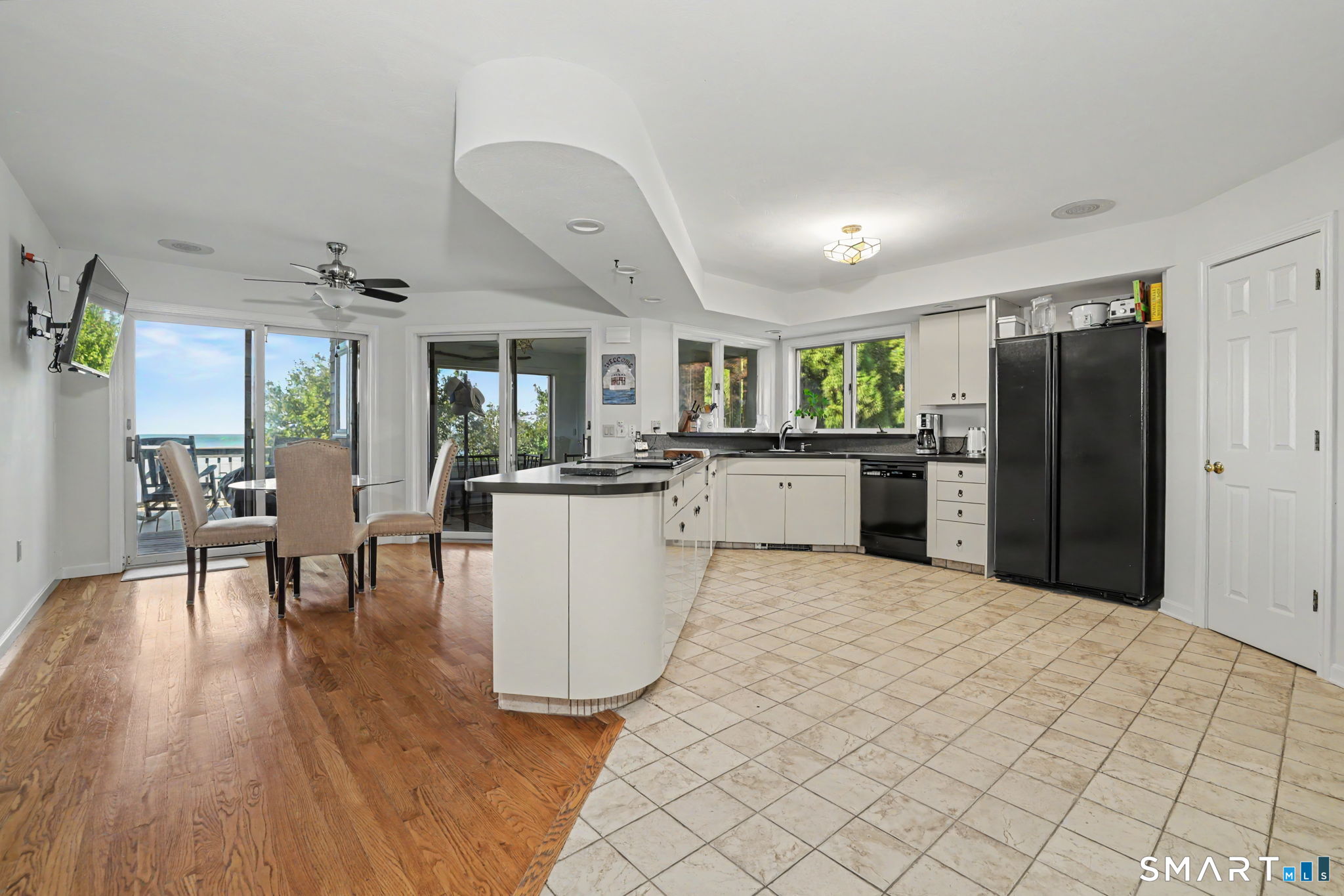 54 Shore Road, Pleasure Beach, Waterford, CT 06385