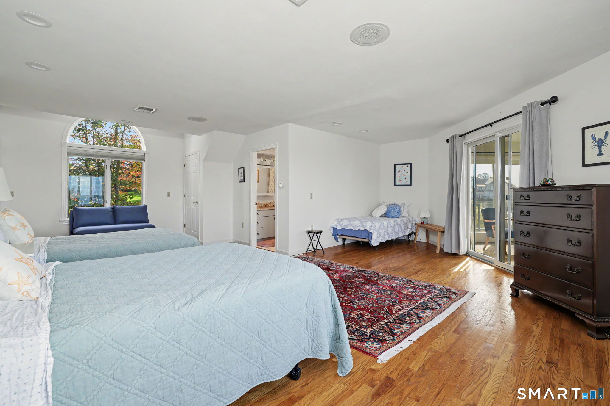 54 Shore Road, Pleasure Beach, Waterford, CT 06385