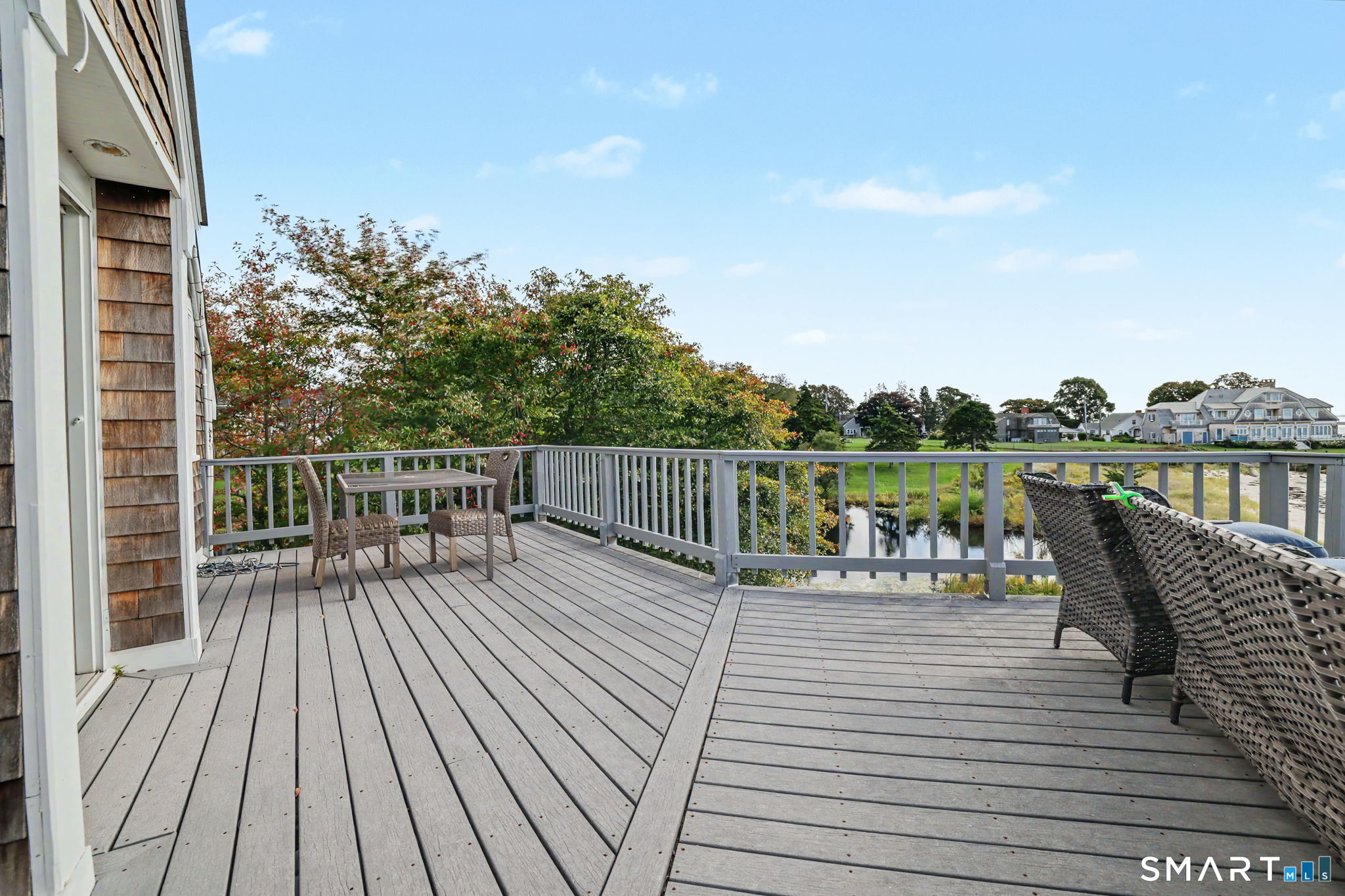 54 Shore Road, Pleasure Beach, Waterford, CT 06385