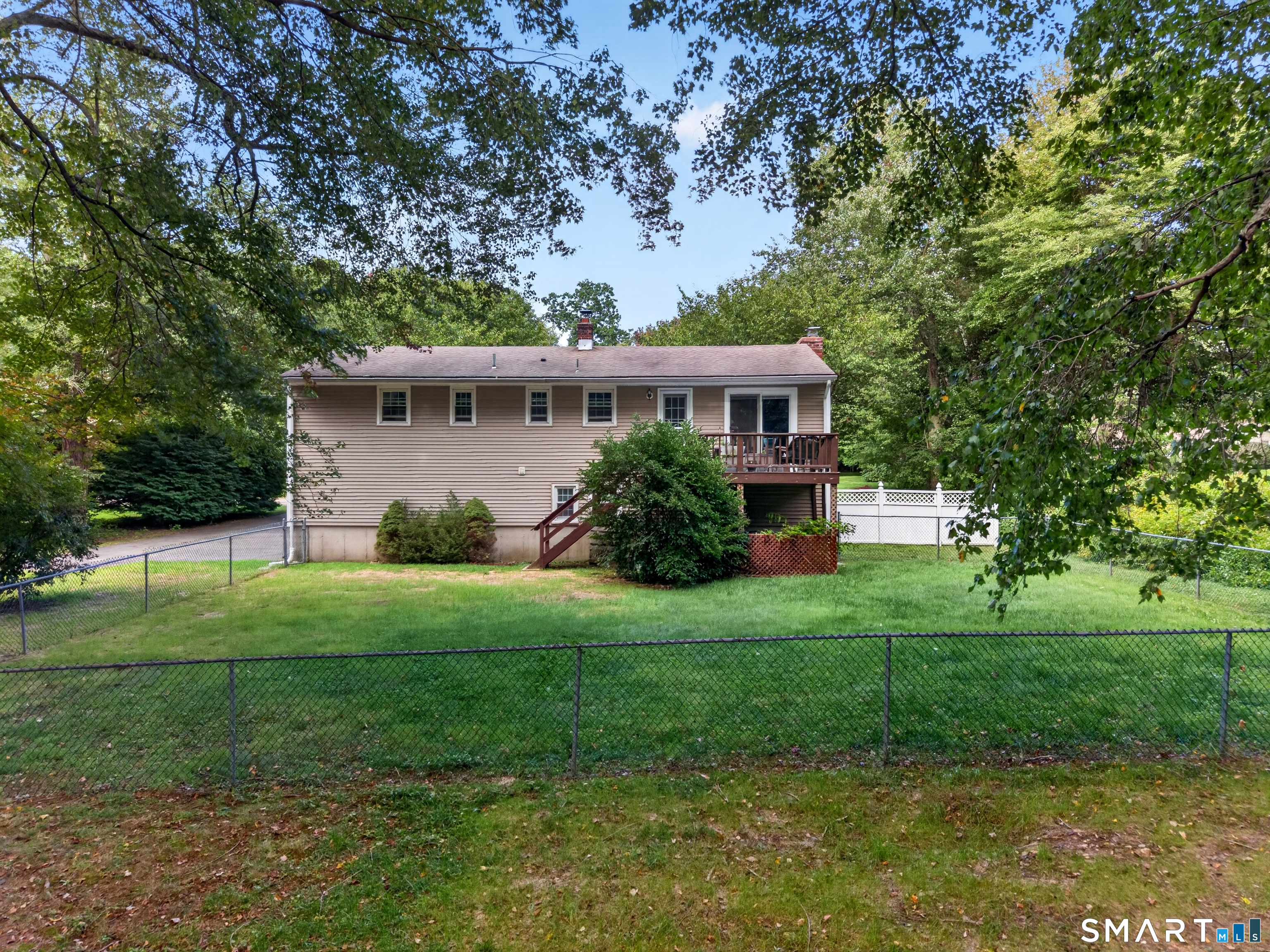 15 Partridge Lane, Clinton, CT 06413