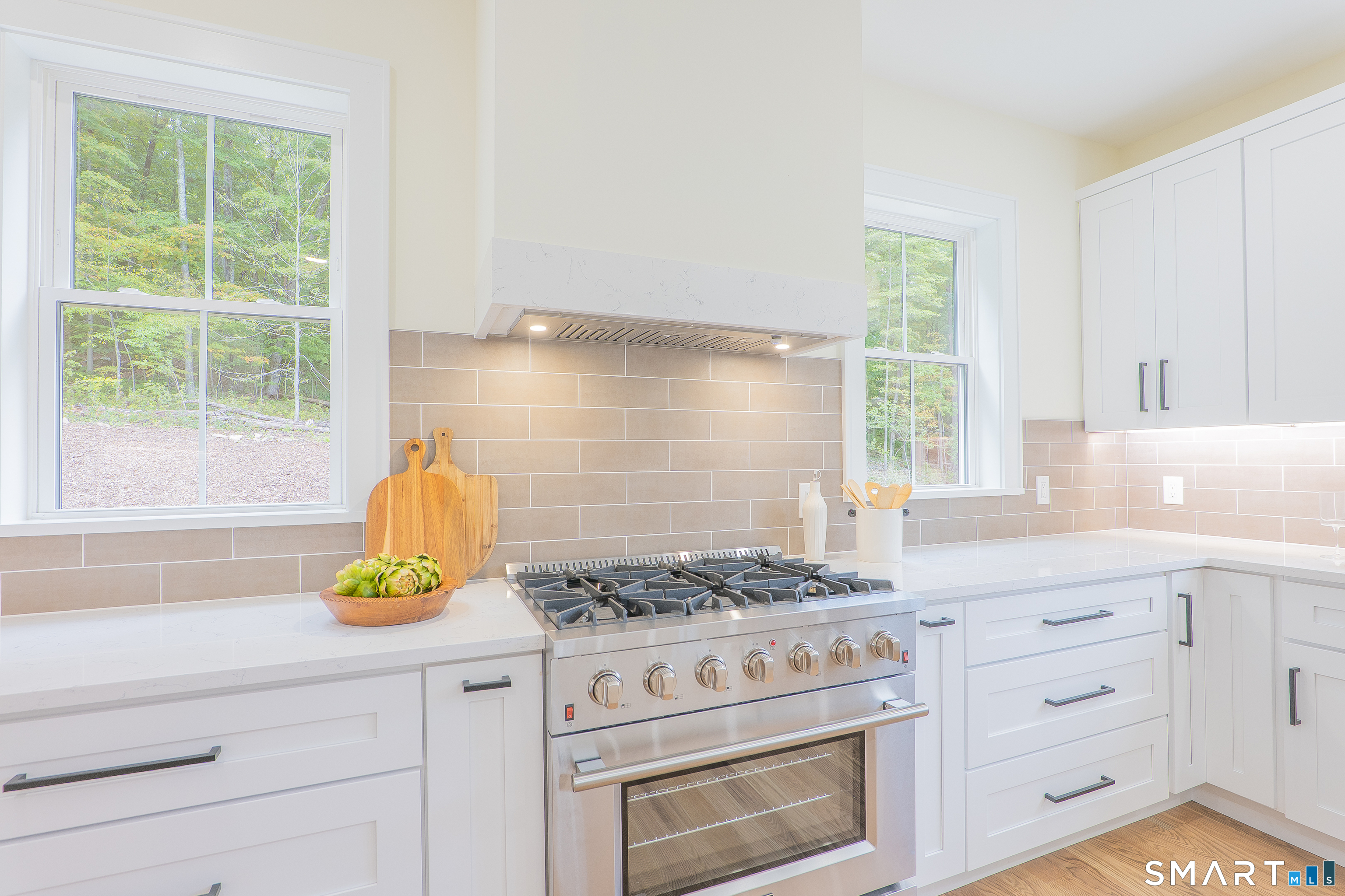 505 Burr Road photo 13