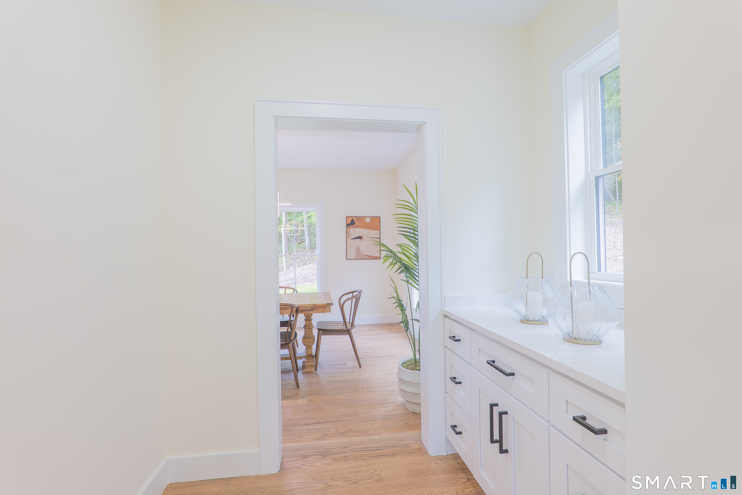 505 Burr Road photo 14