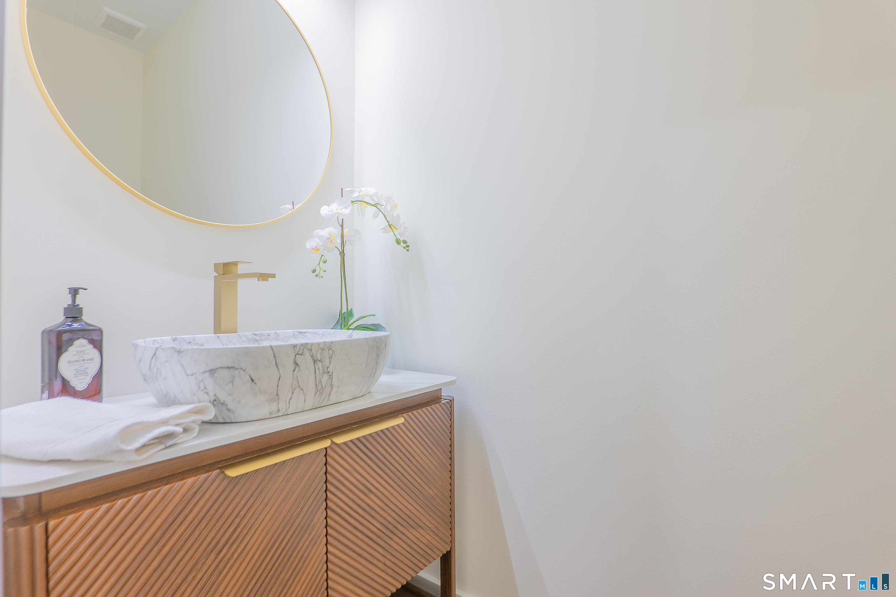 505 Burr Road photo 21