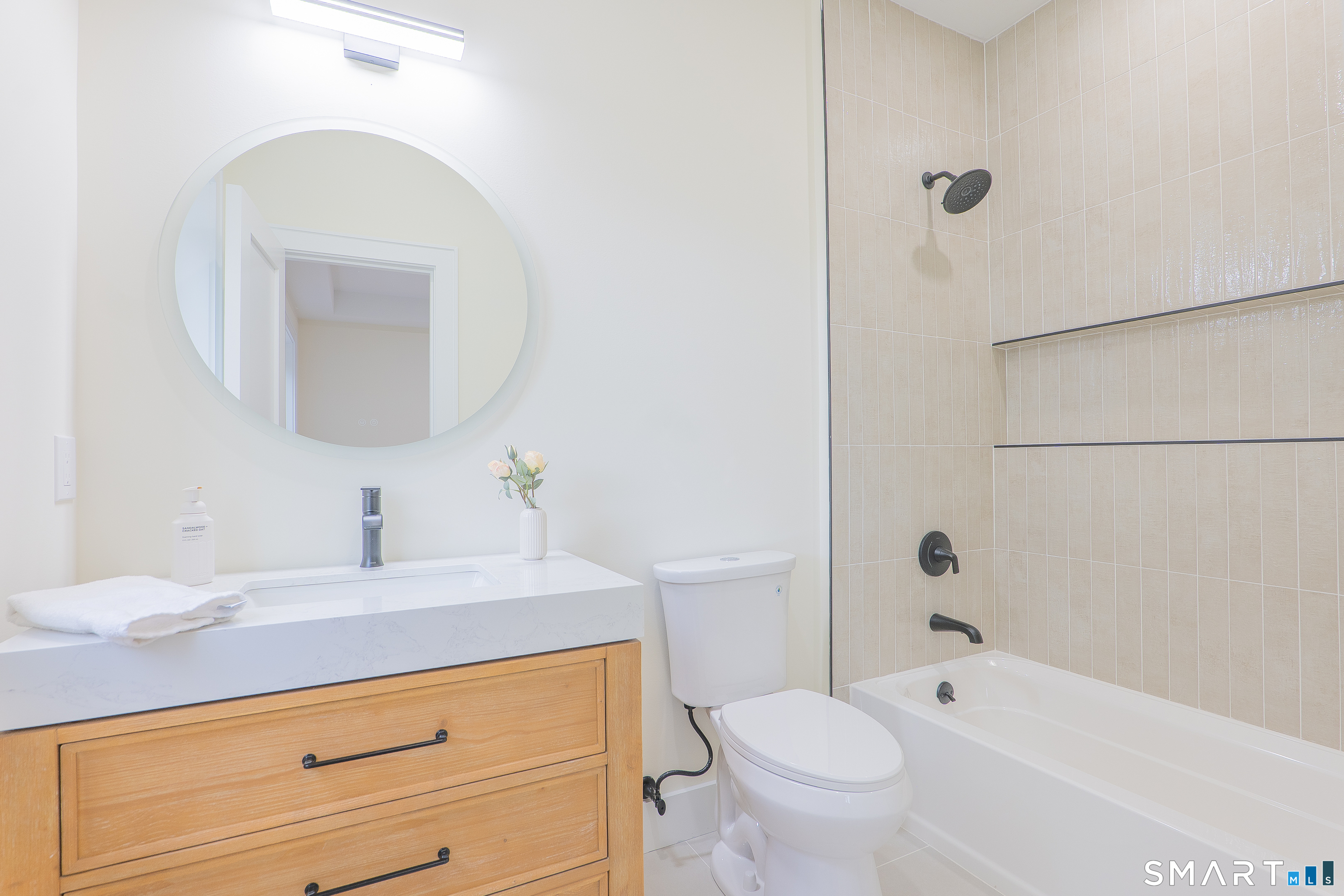 505 Burr Road photo 24